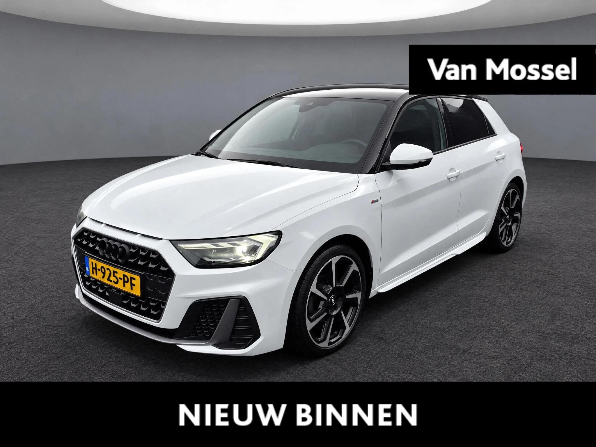 Audi-A1 Sportback-image-0