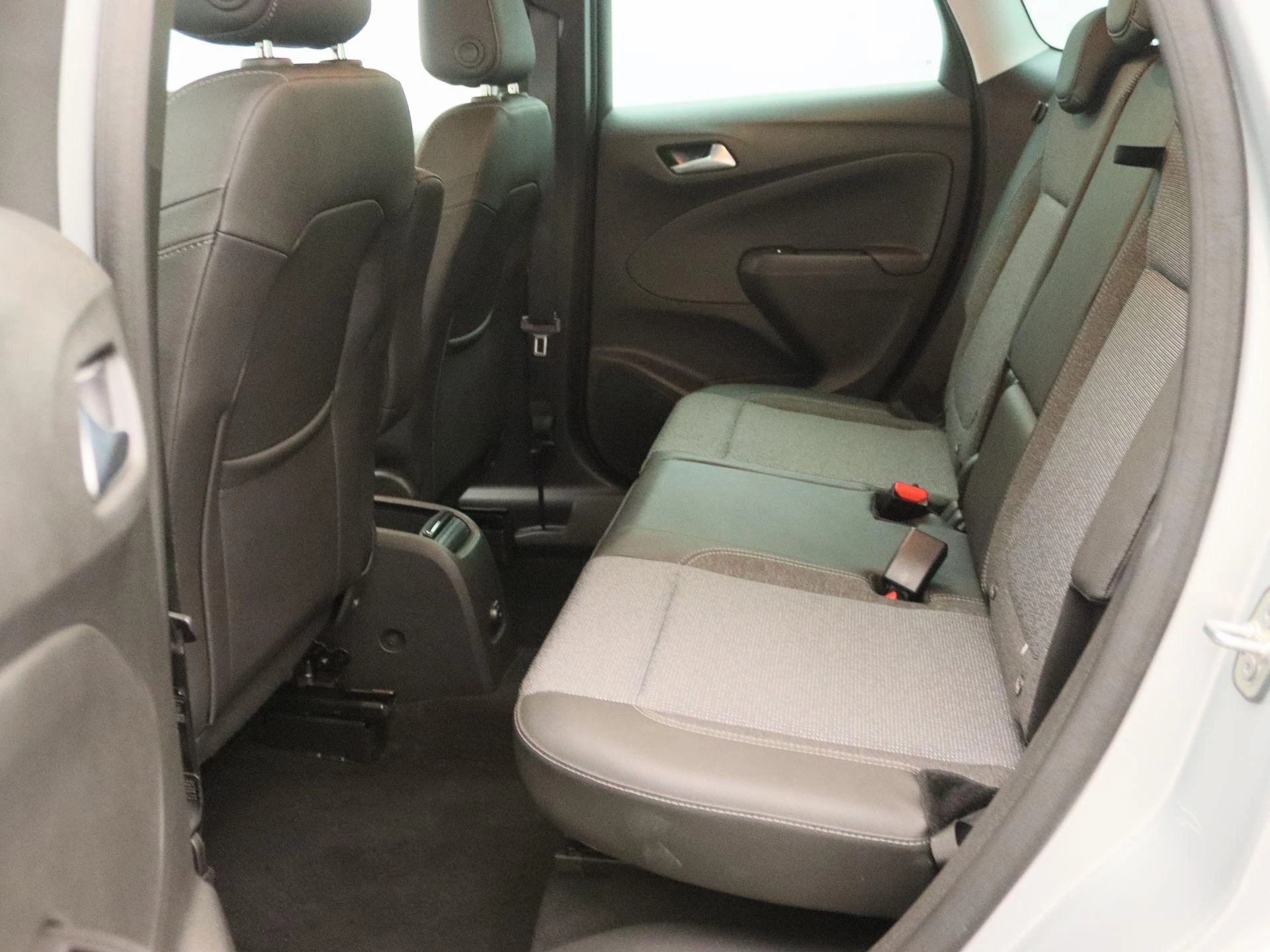 Opel-Crossland-image-13