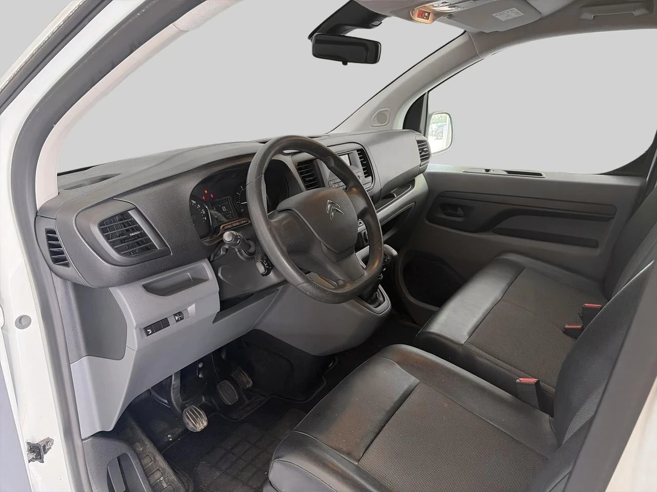 Citroën-Jumpy-image-8