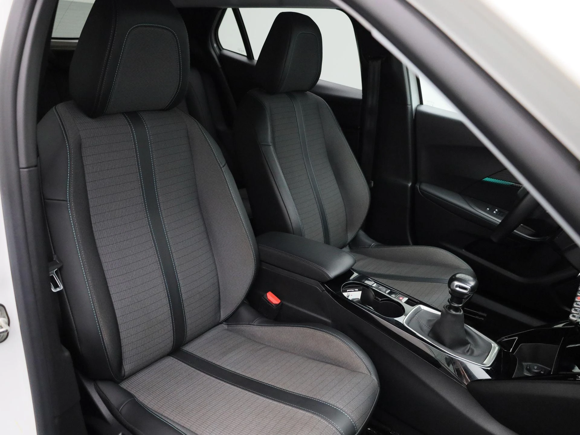 Peugeot 2008 1.2 Puretech 96kW S&S Allure
