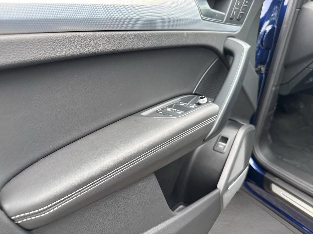 Audi Q5 S line 40 TDI quattro S tronic *AHK*Matrix*