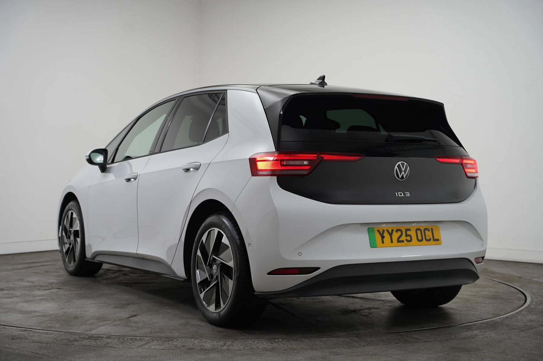 Volkswagen-ID.3-image-2