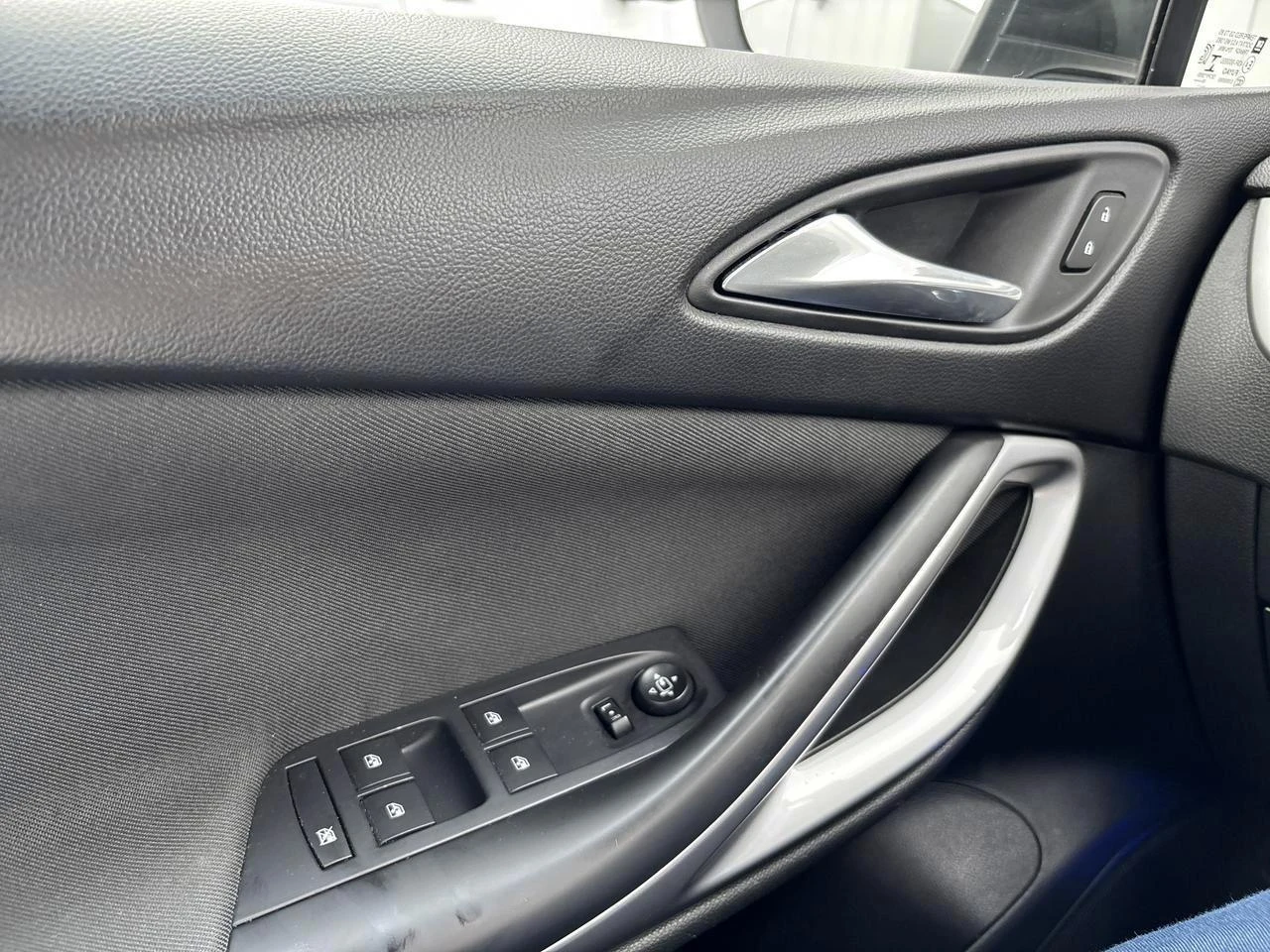 Opel-Astra-image-16
