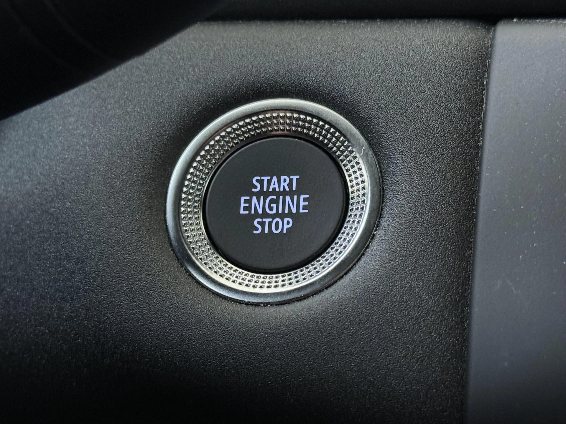 Renault-Captur-image-22