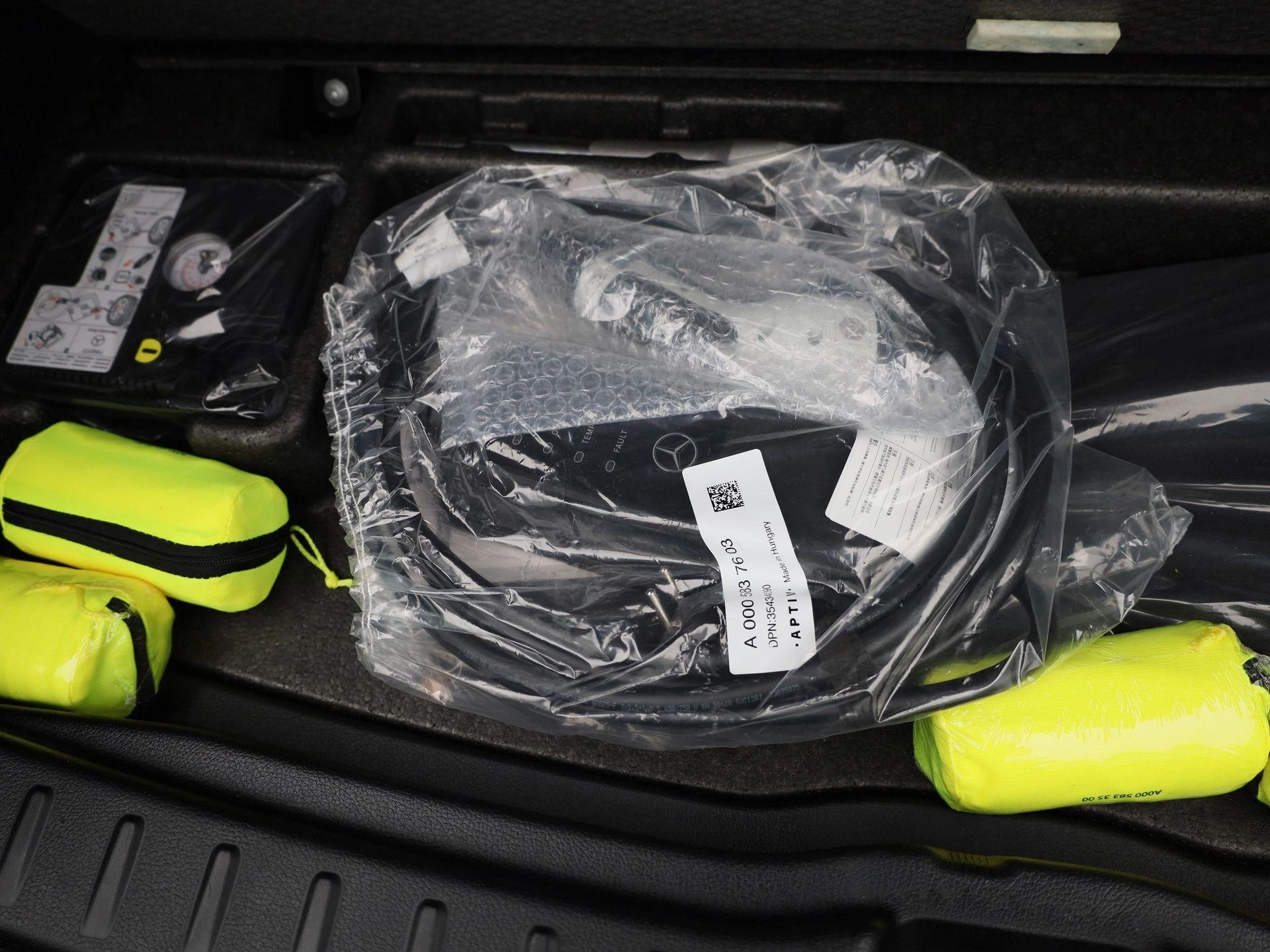 Mercedes-Benz-EQA-image-14