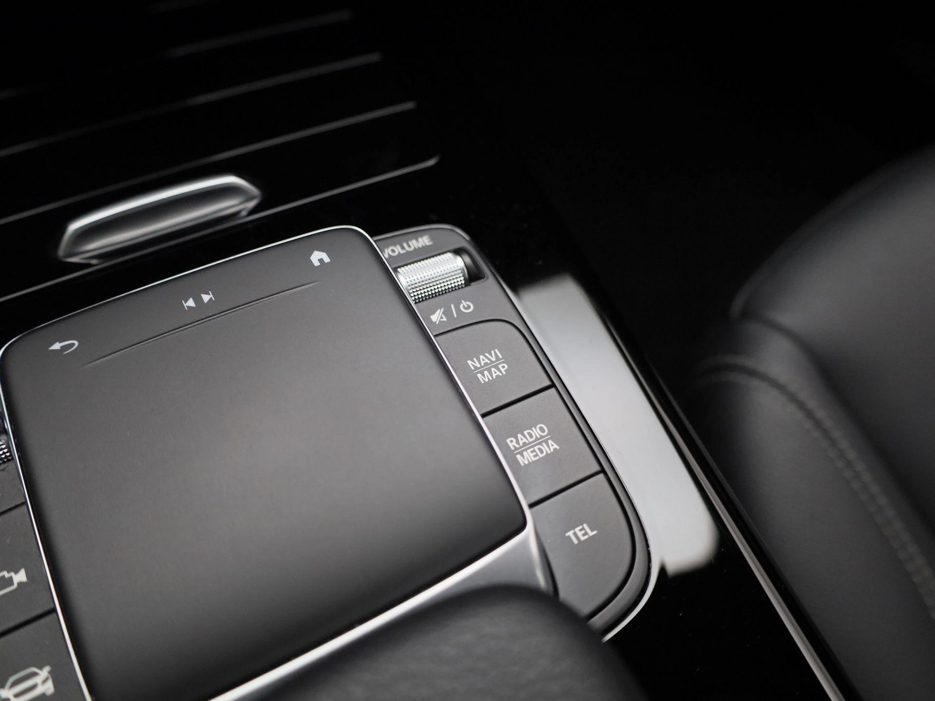 Mercedes-Benz-A-Klasse-image-35