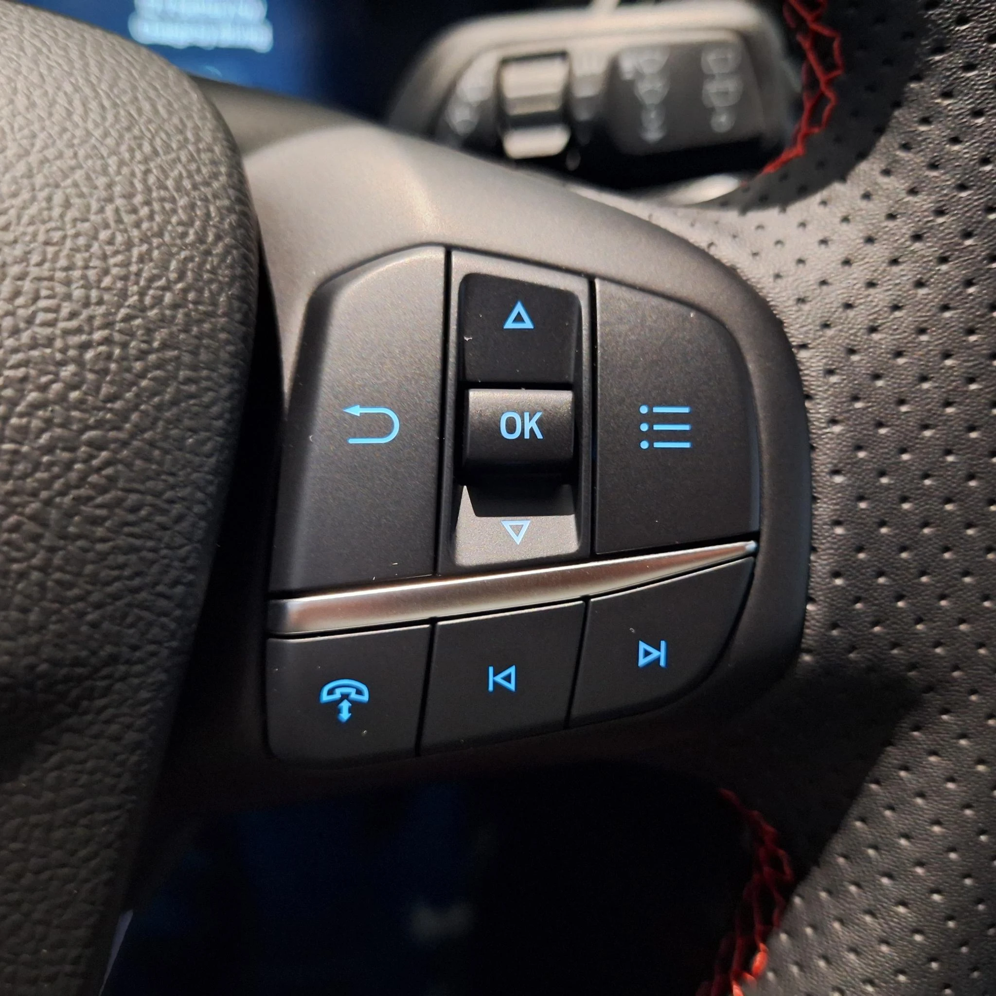 Ford-Kuga-image-28