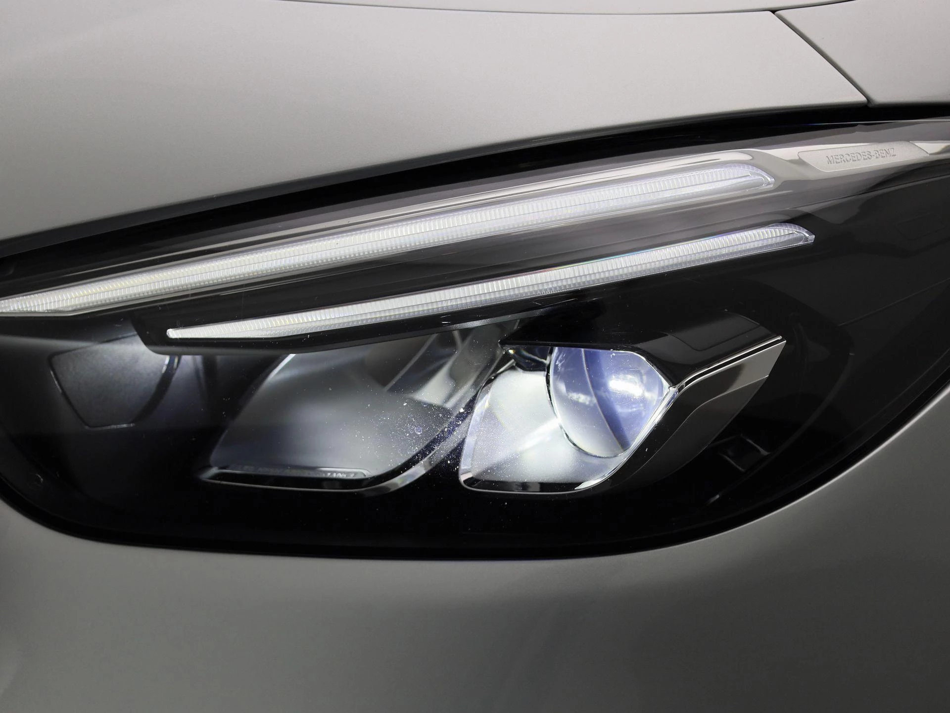 Mercedes-Benz-B-Klasse-image-16