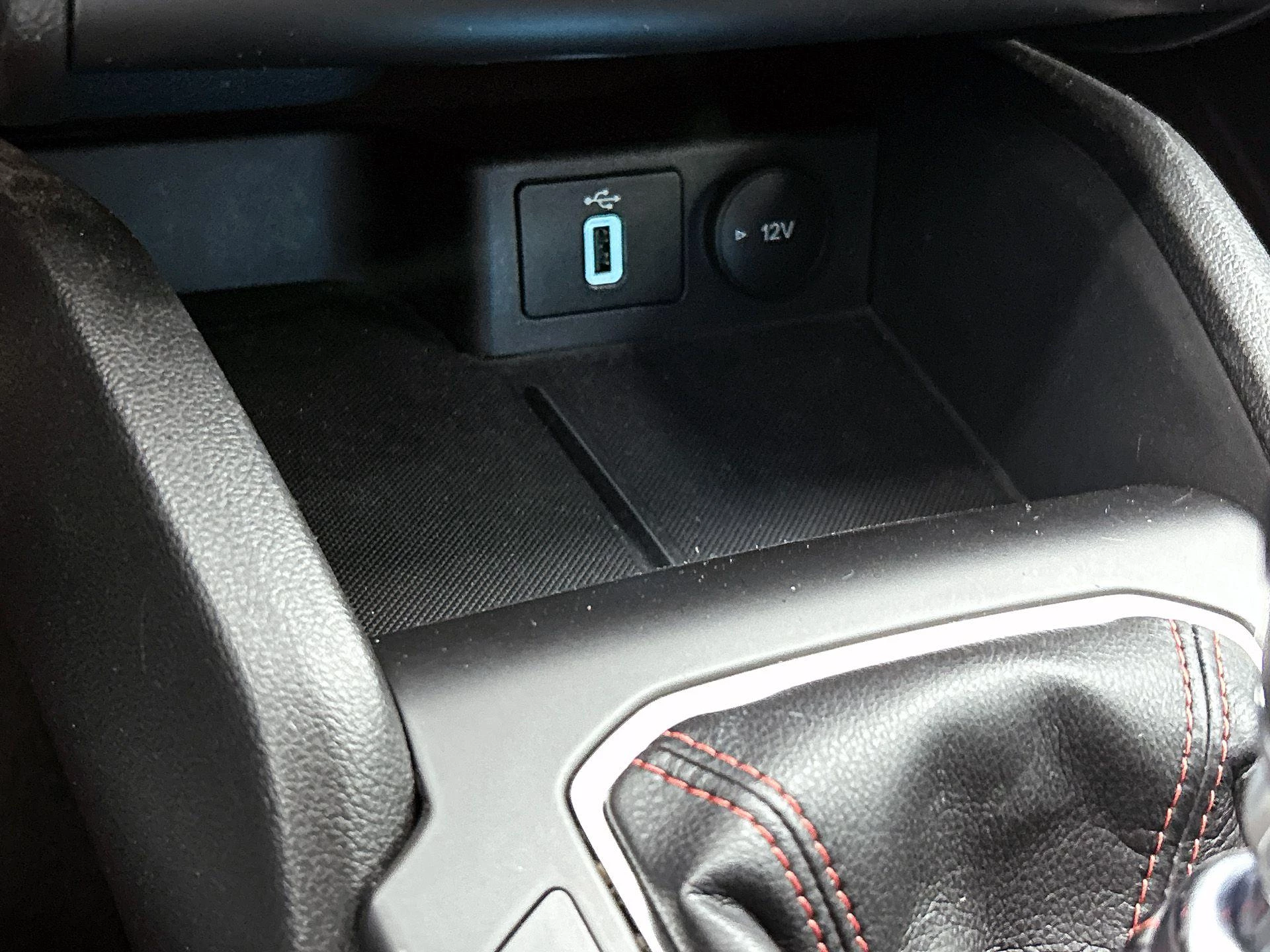 Ford Focus Wagon 1.0 EcoBoost ST Line Business