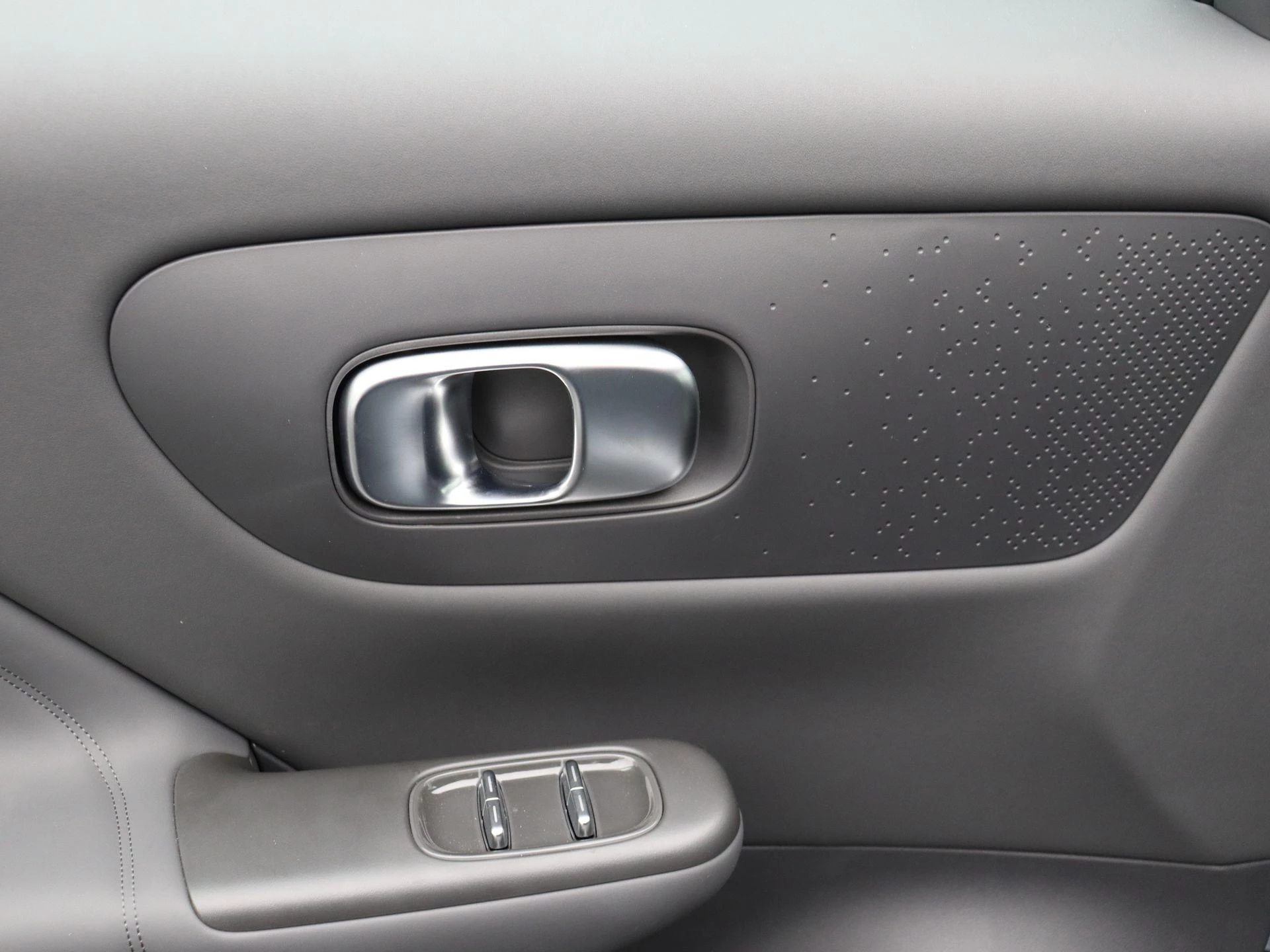 Leapmotor-B10-image-7