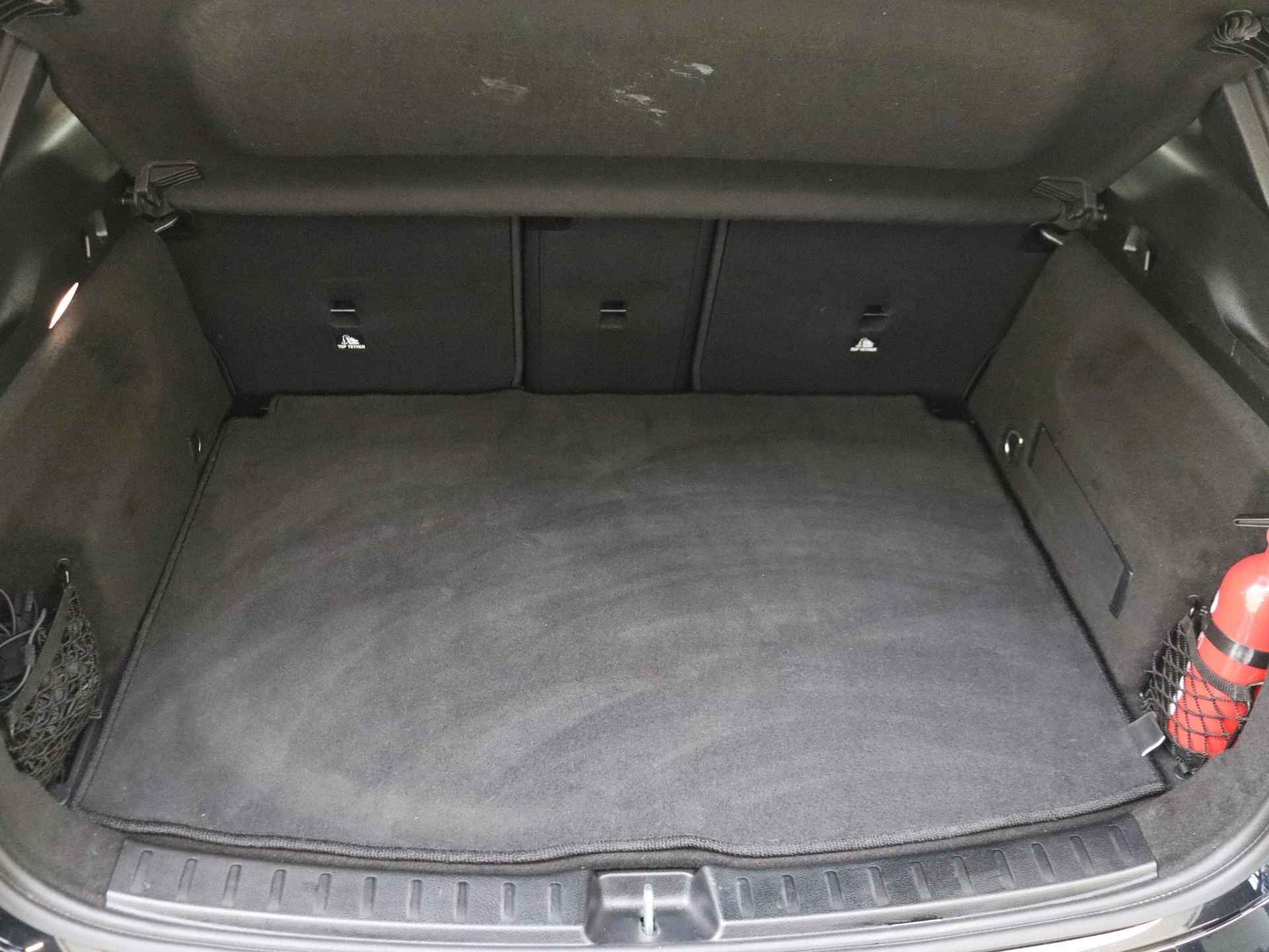 Mercedes-Benz-GLA-image-29