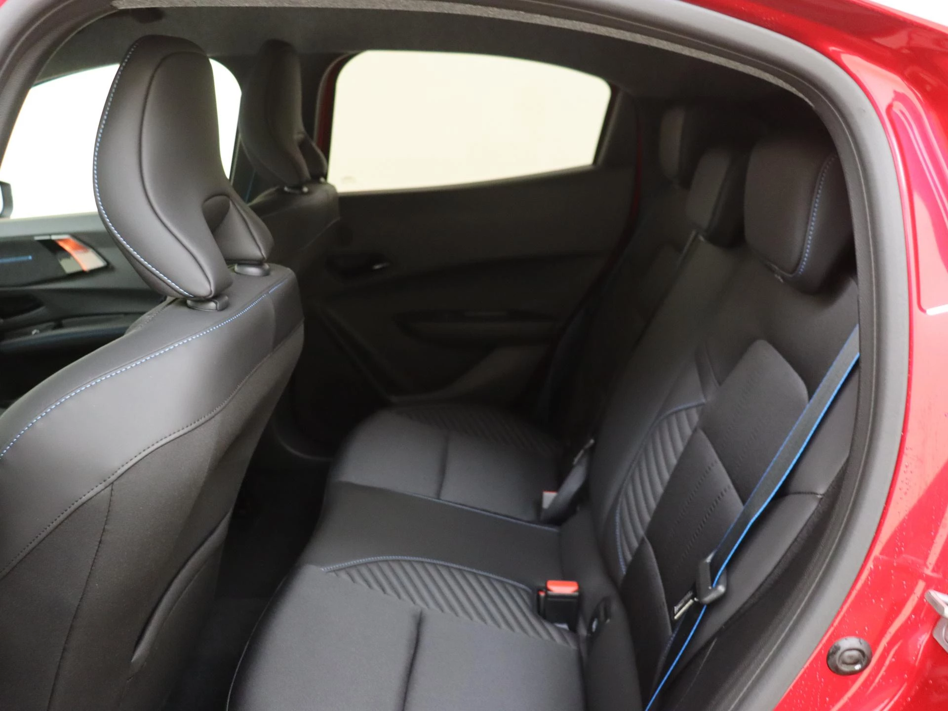 Renault-Clio-image-12