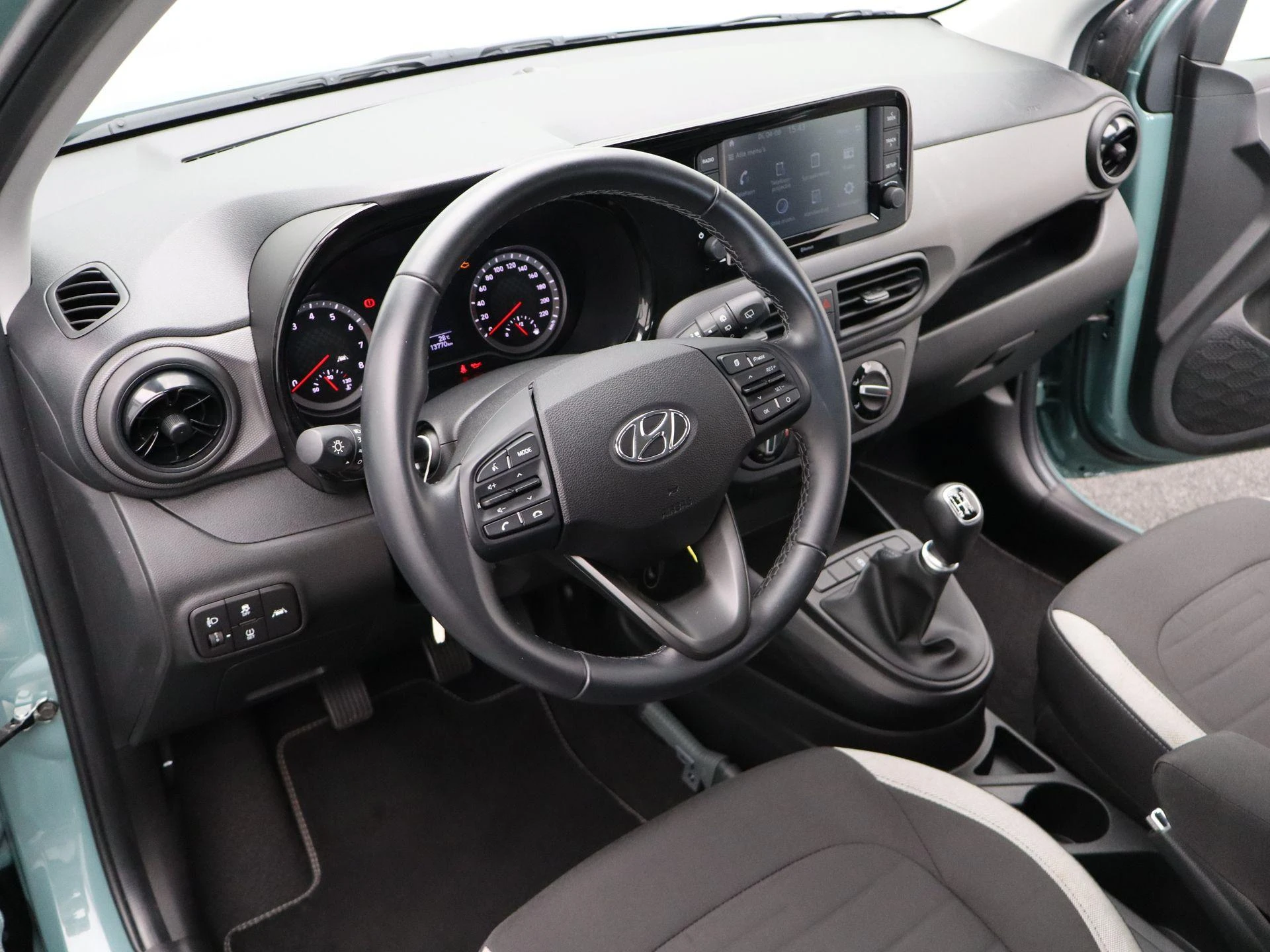 Hyundai-i10-image-26