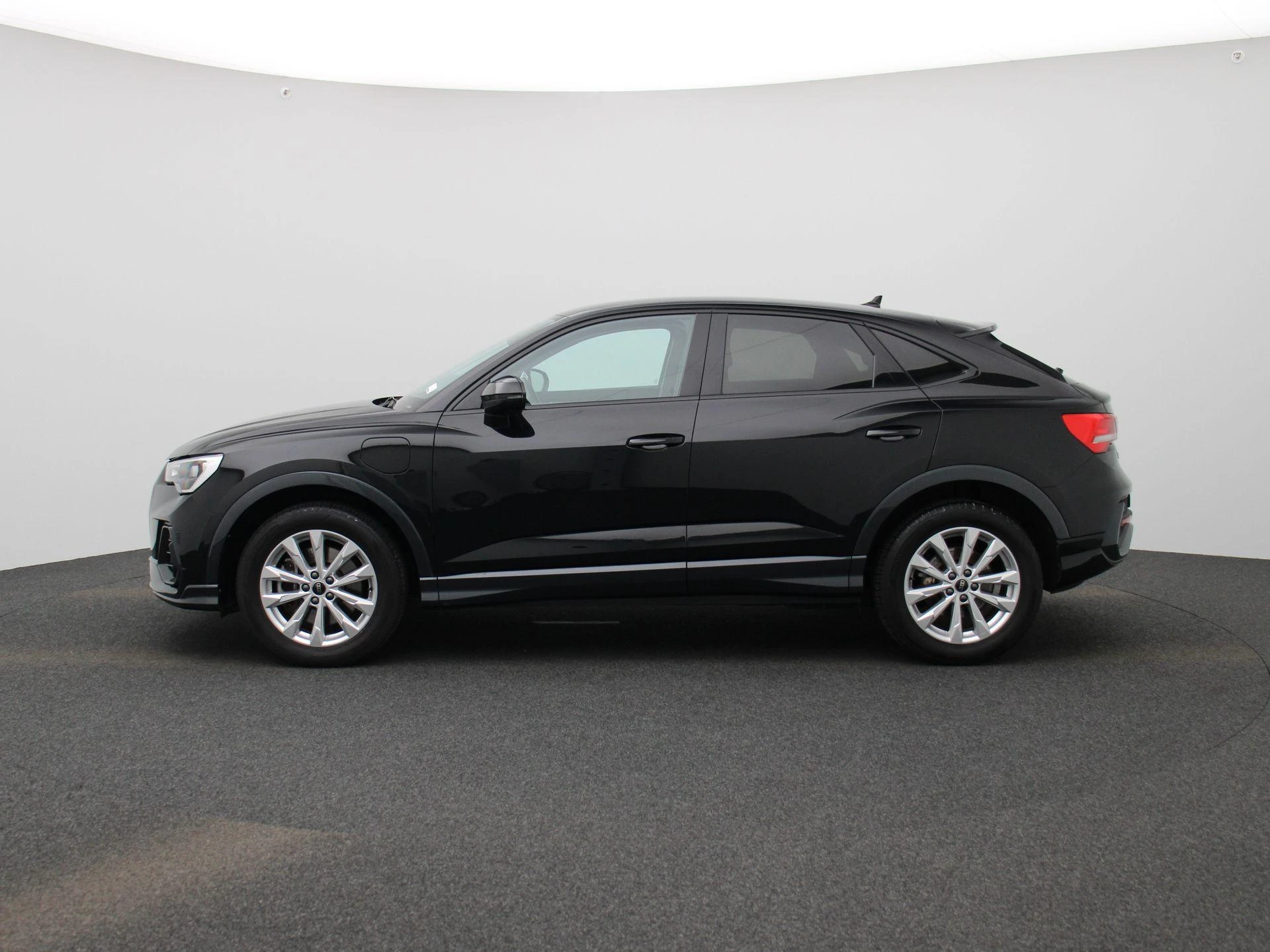 Audi-Q3-image-4