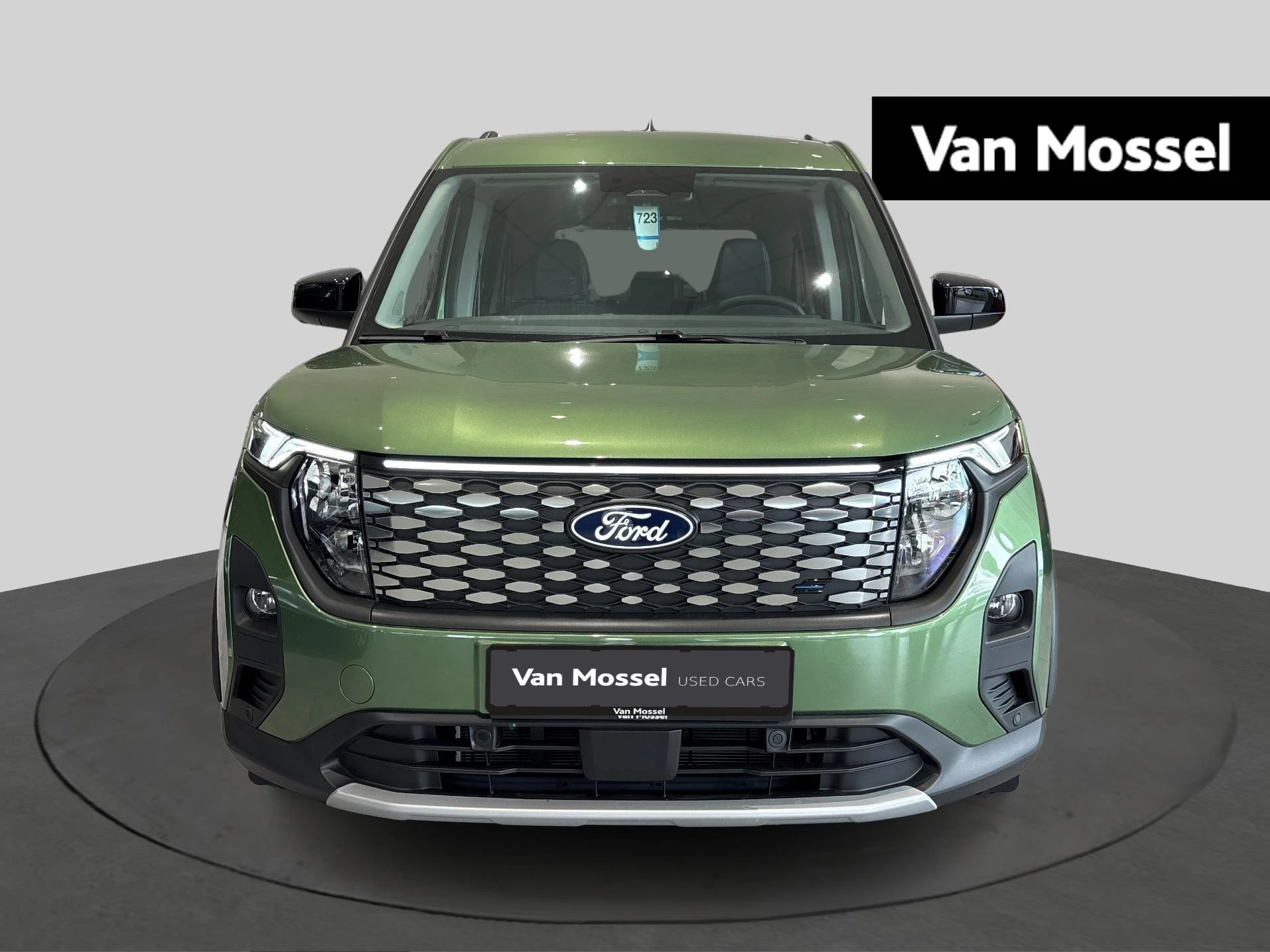 Ford-Tourneo Courier-image-1
