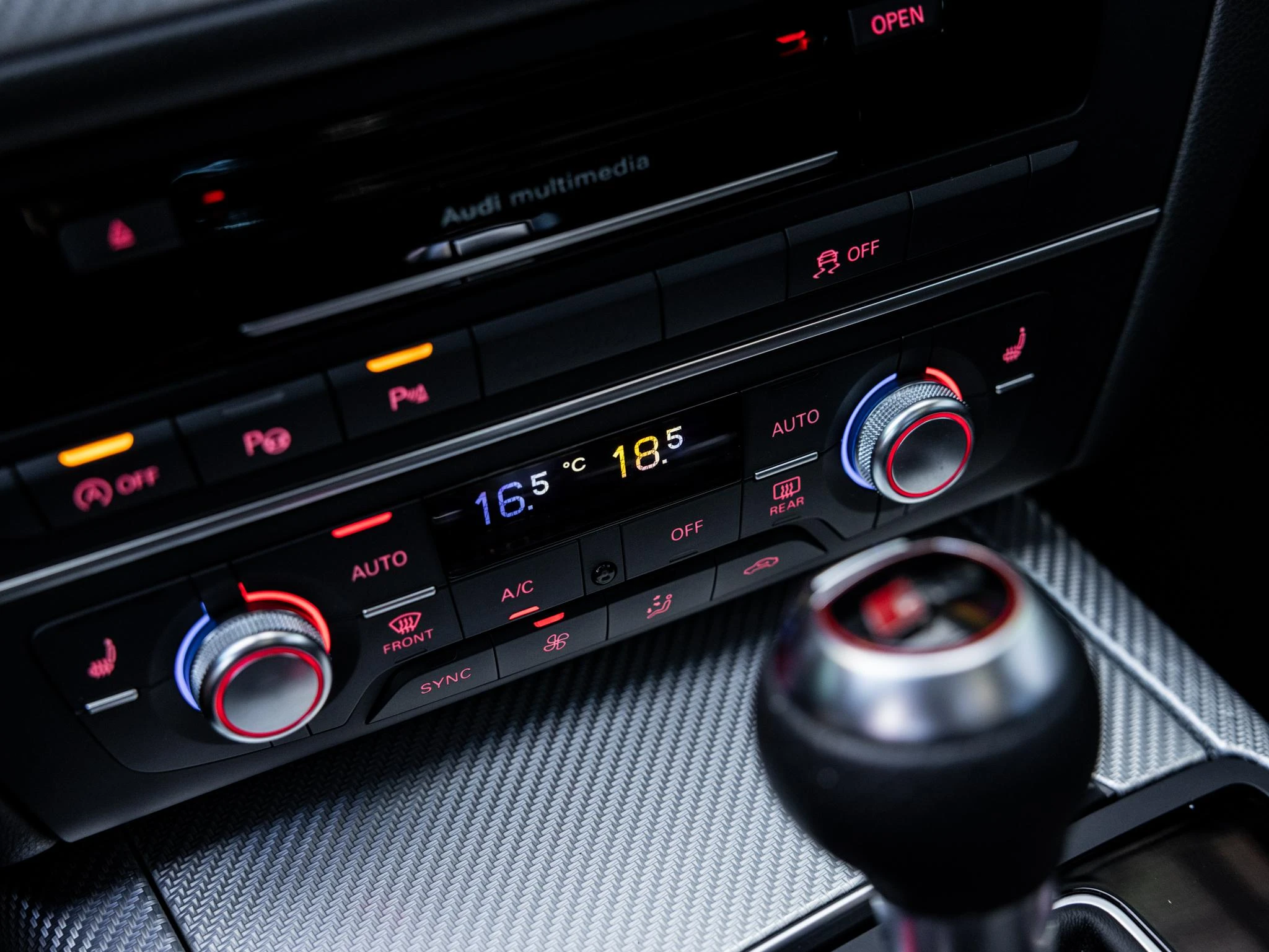 Audi-RS6-image-46