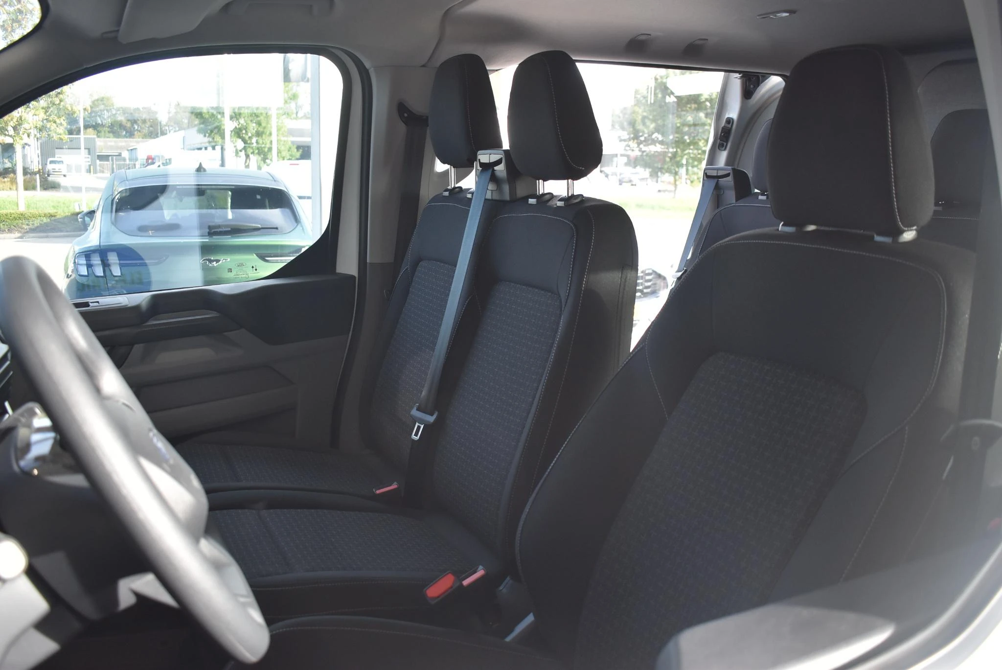 Ford-E-Transit-image-3