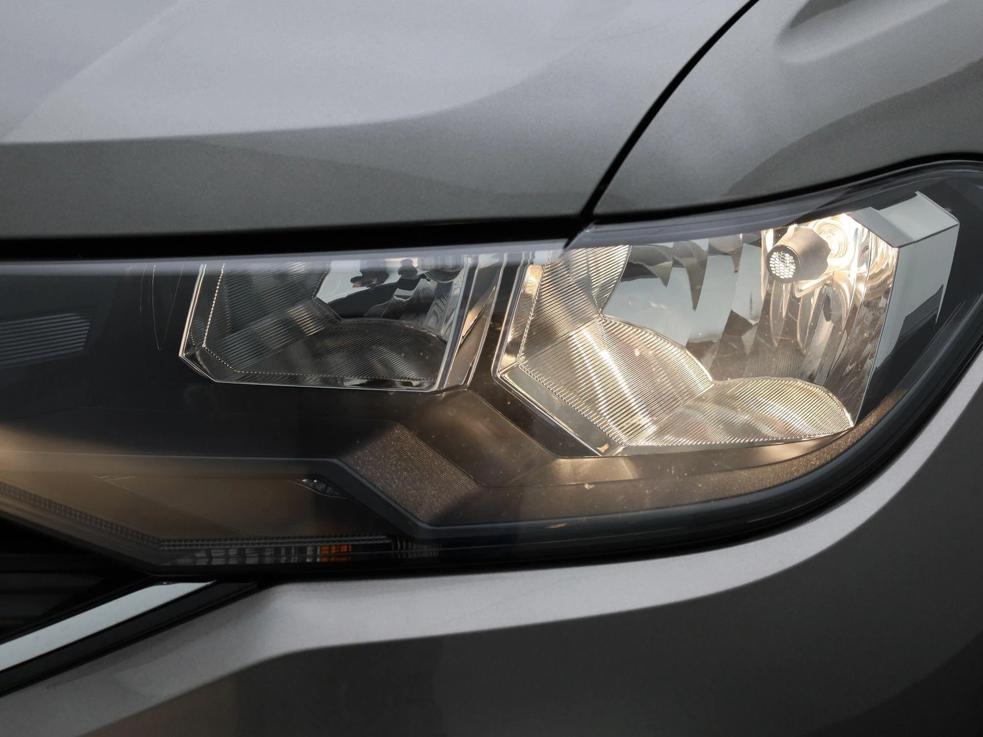 Volkswagen-T-Cross-image-13