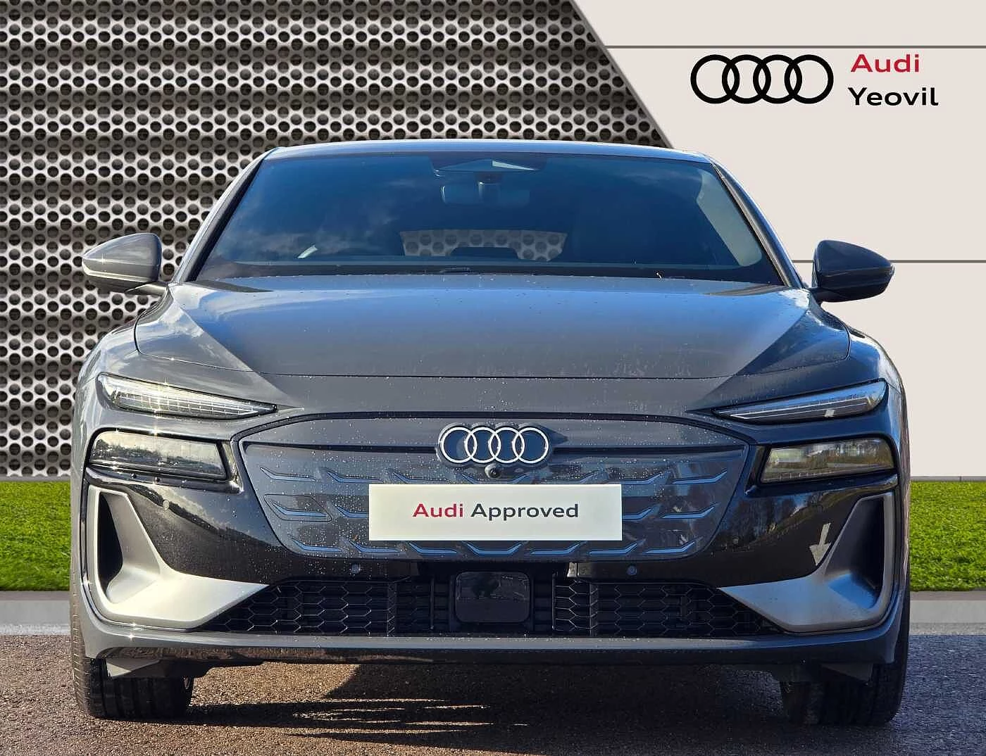 Audi-A6 Sportback e-tron-image-6