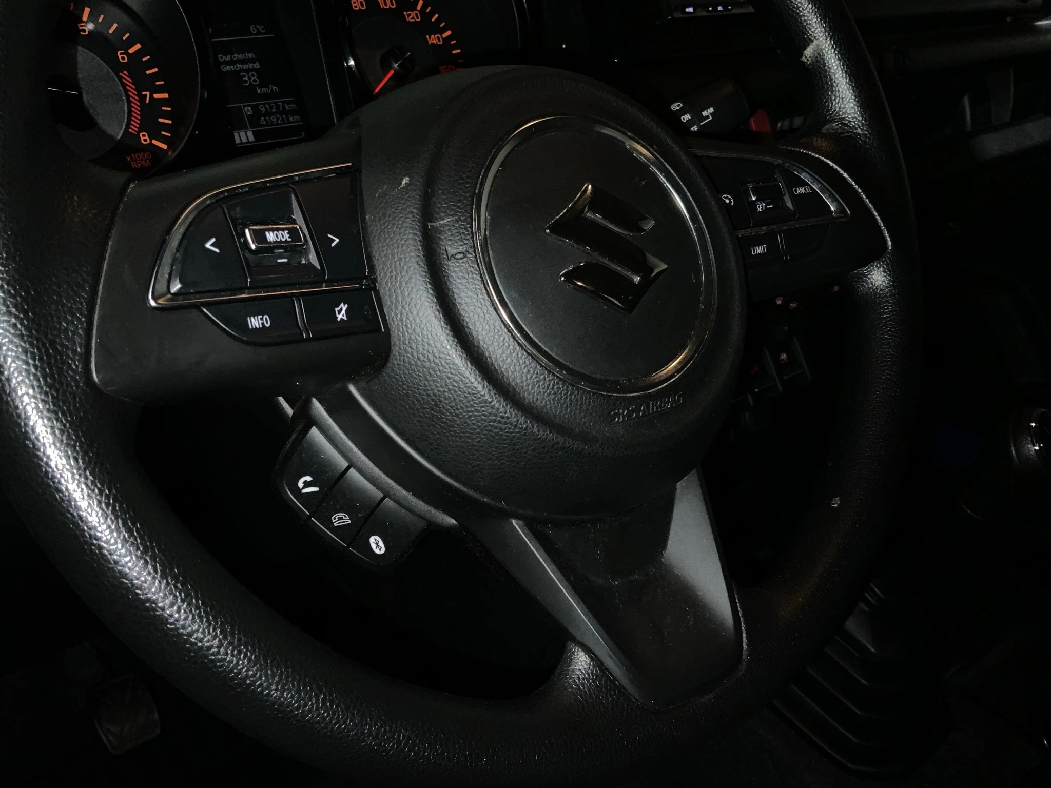 Suzuki-Jimny-image-16