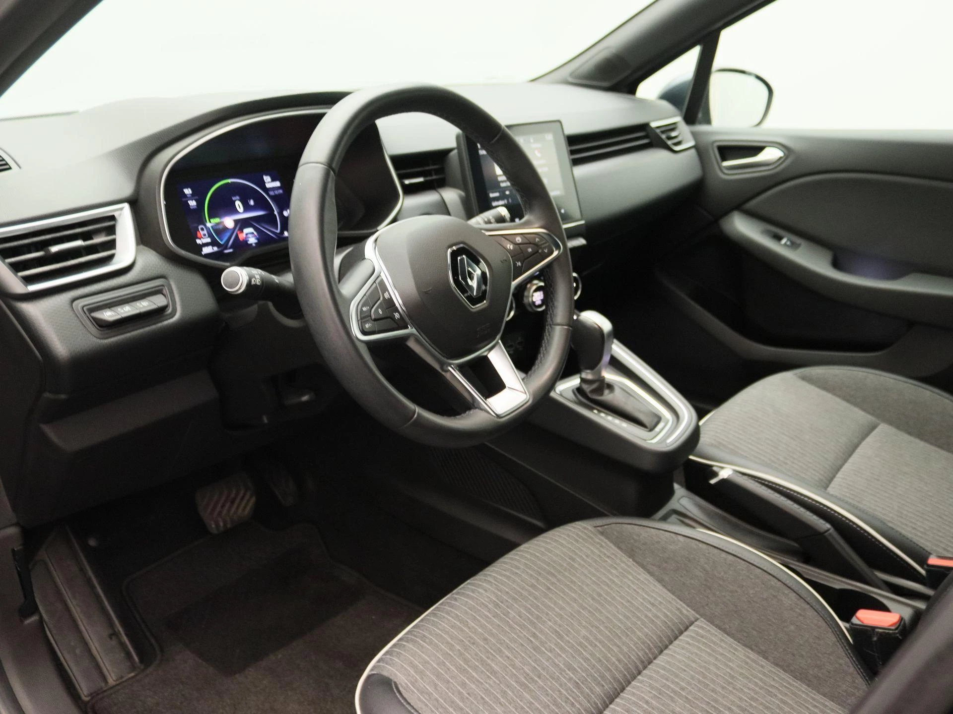 Renault-Clio-image-20