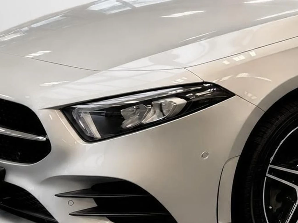 Mercedes-Benz-A-Klasse 250 e-image-4