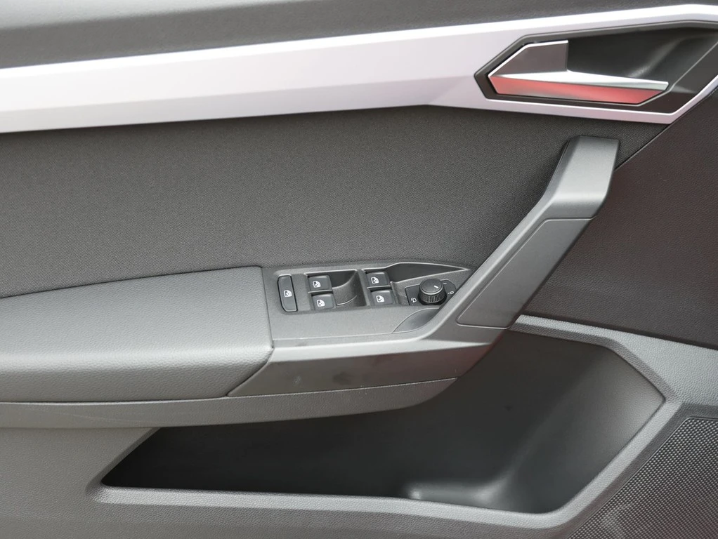 SEAT-Ibiza-image-14