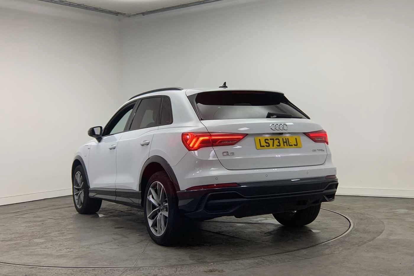 Audi-Q3-image-2