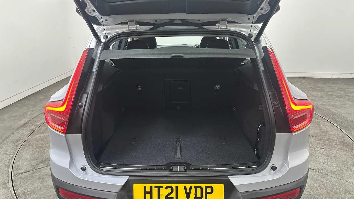 Volvo-XC40-image-13