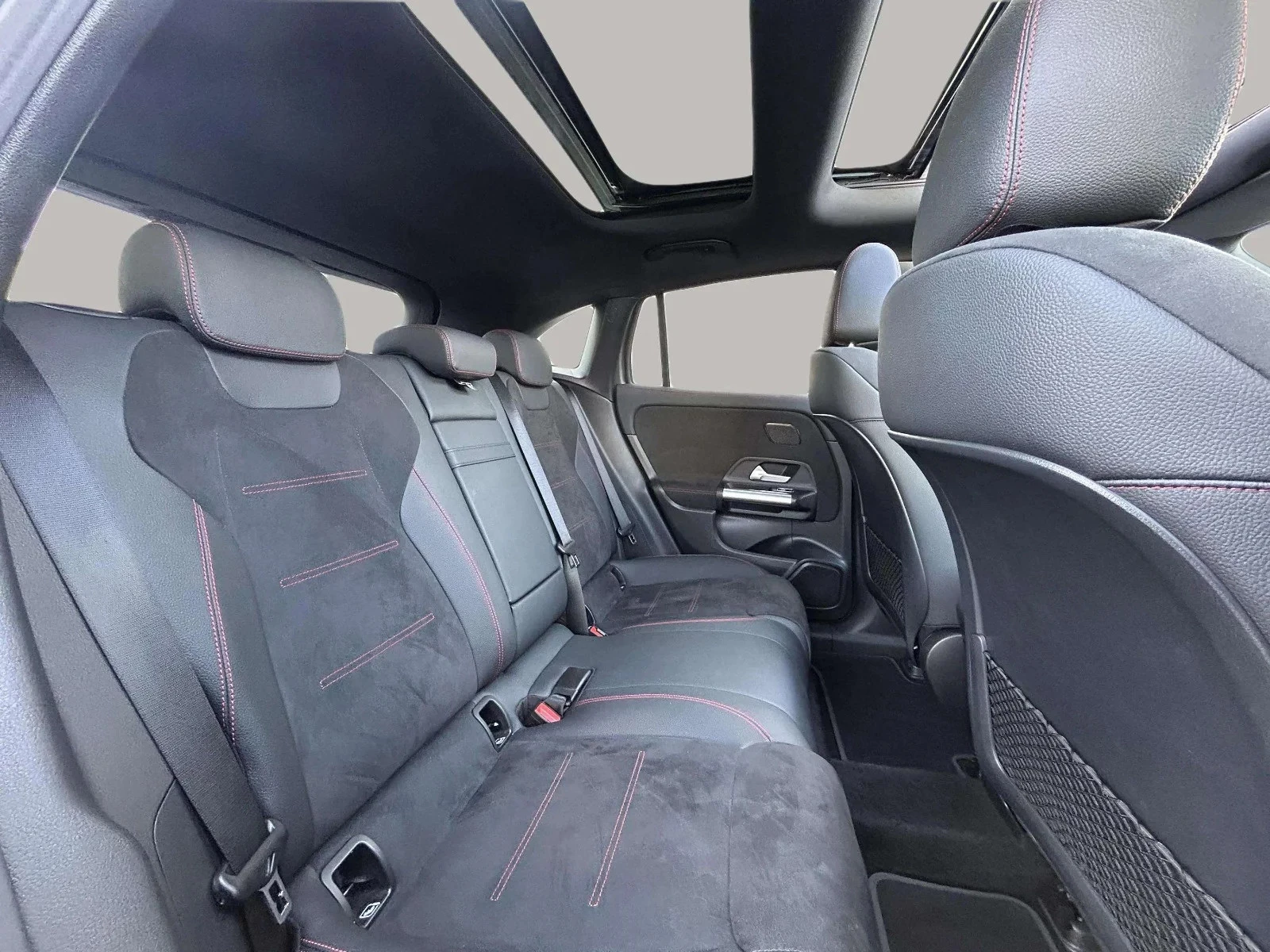 Mercedes-Benz-EQA-image-13