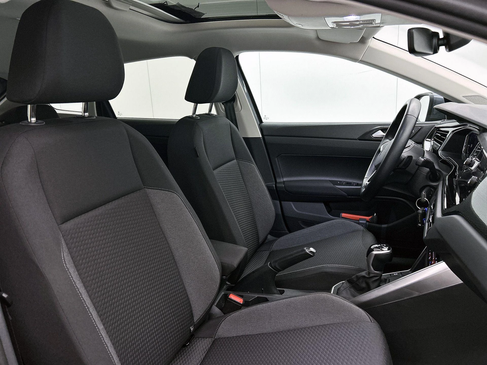 Volkswagen-Taigo-image-35