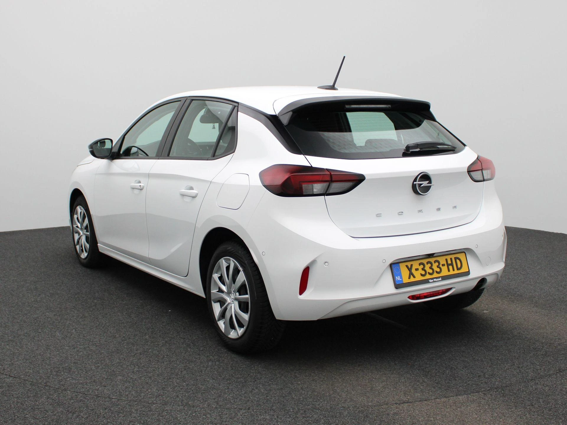 Opel-Corsa-image-1