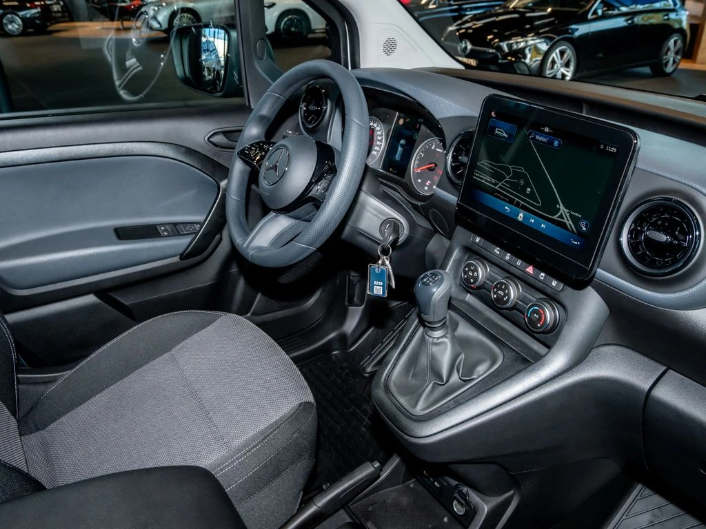 Mercedes-Benz-Citan 112 CDI-image-8