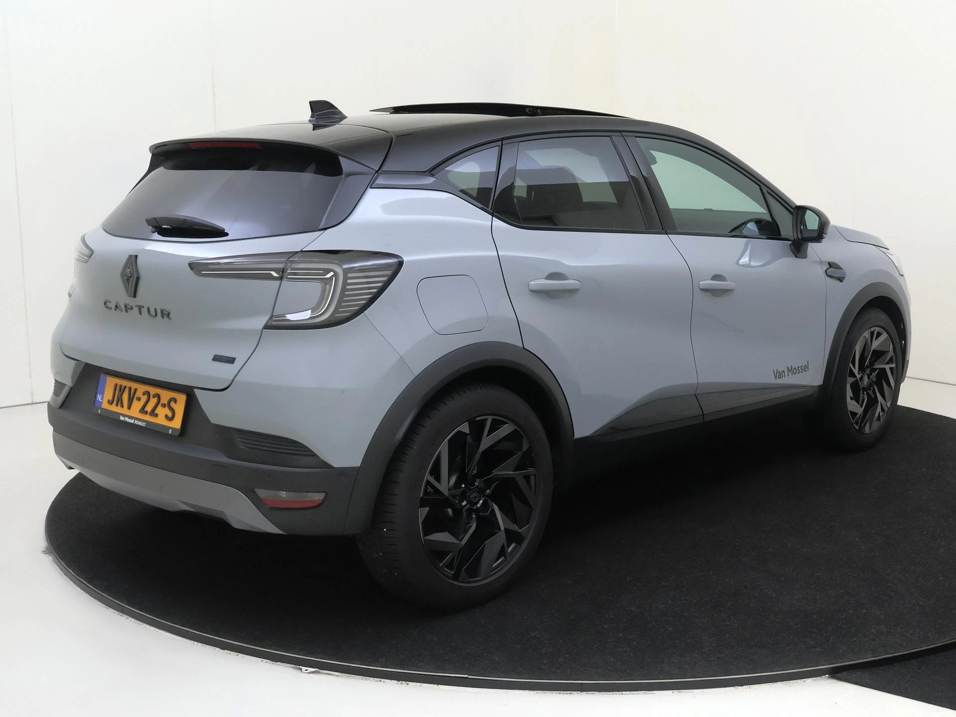 Renault-Captur-image-7
