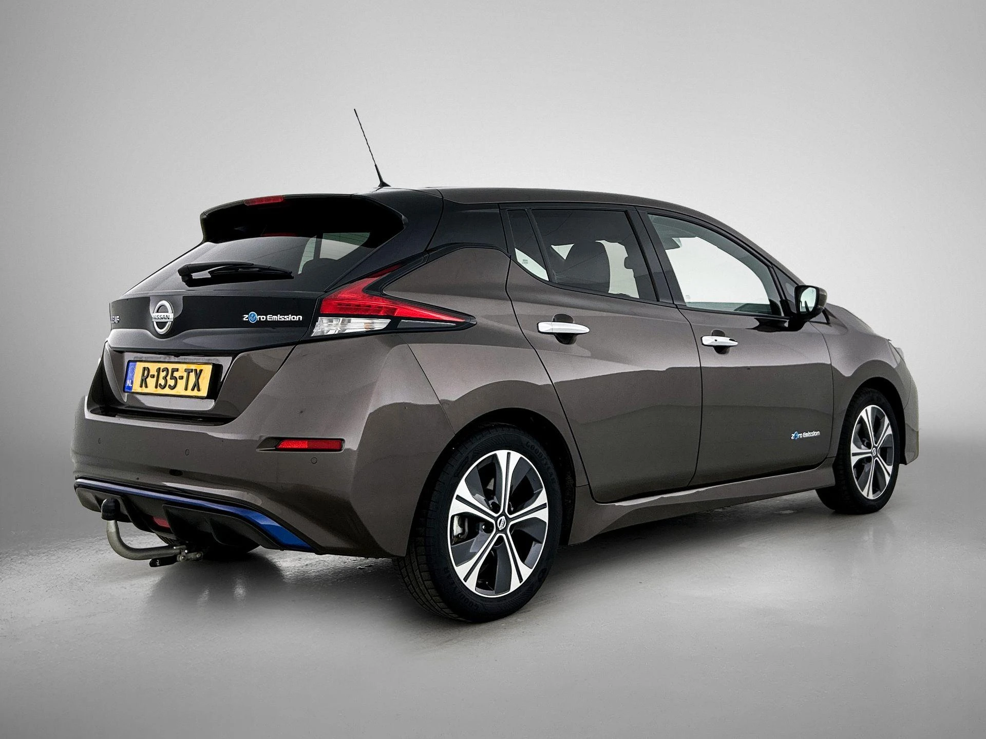 Nissan-Leaf-image-3