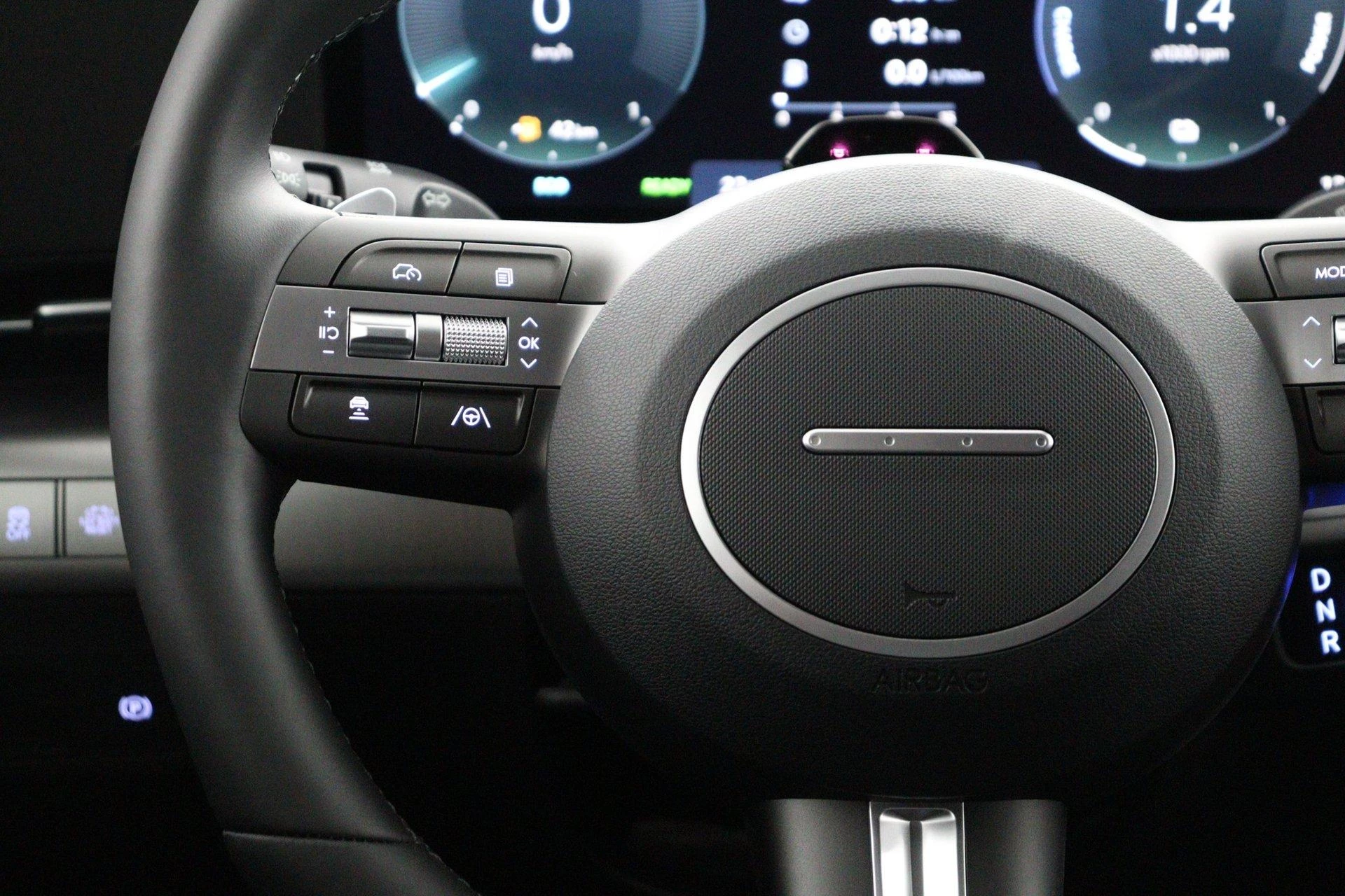 Hyundai Kona 1.6 GDI HEV Premium Sky