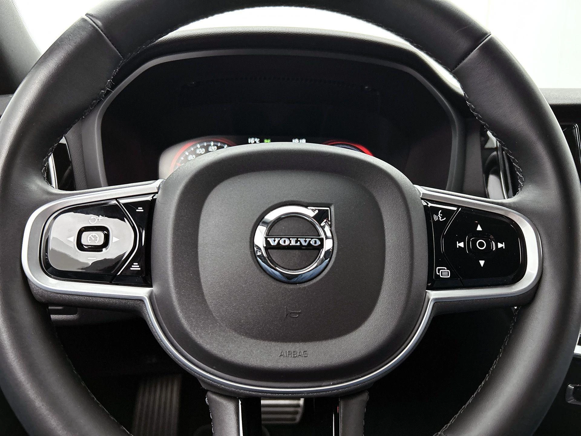 Volvo S60 2.0 Recharge T6 AWD R-Design