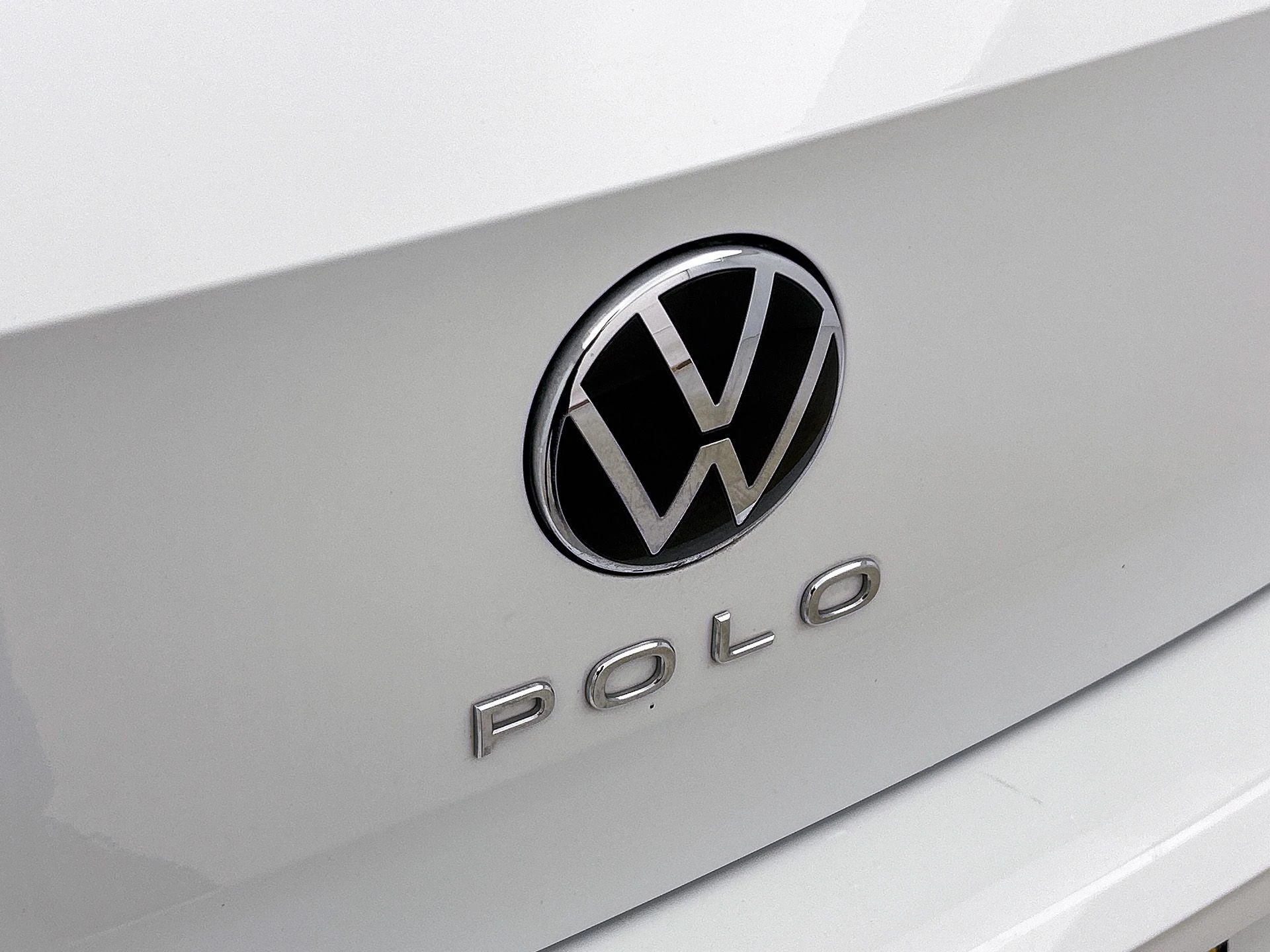 Volkswagen-Polo-image-12
