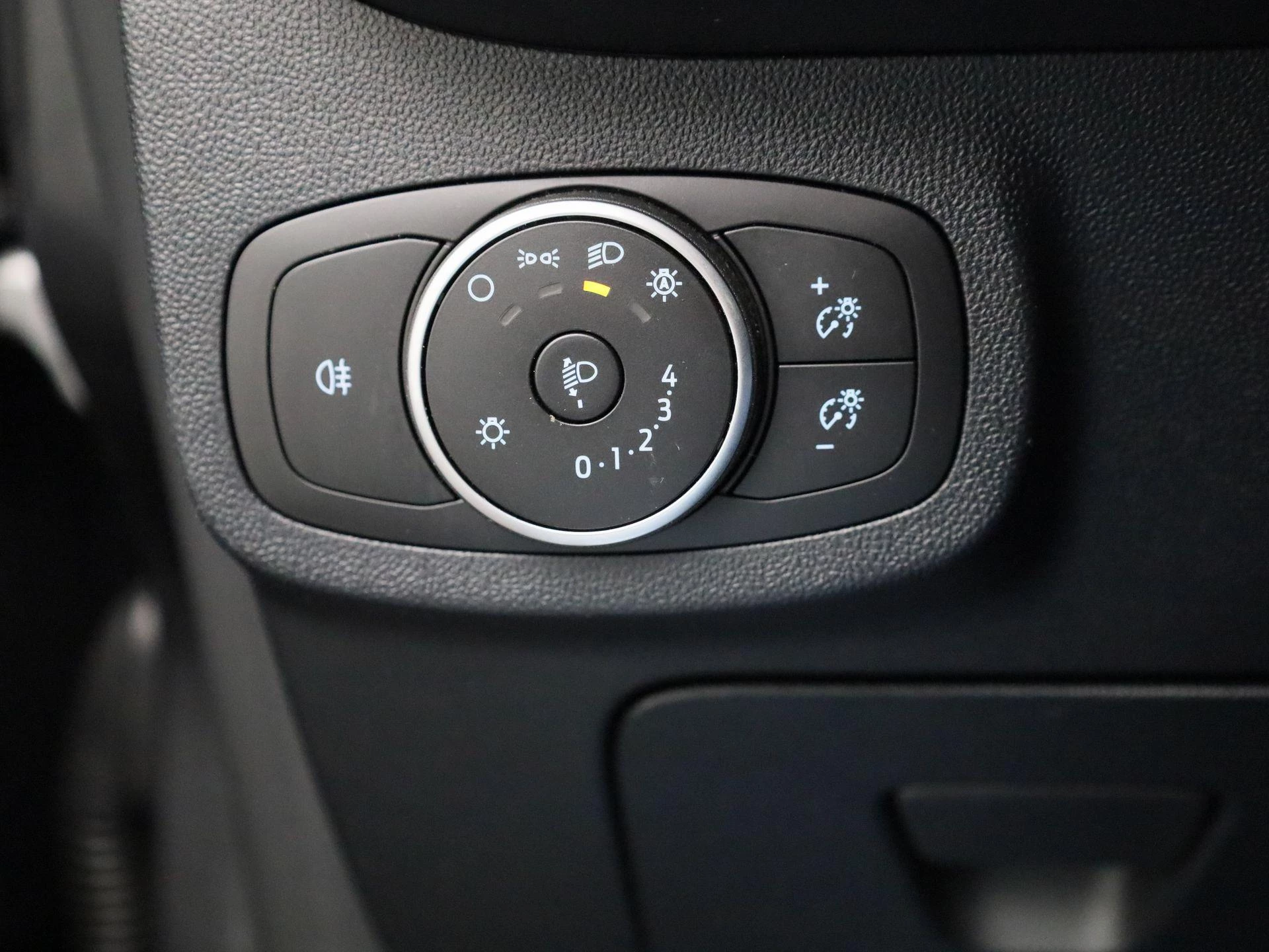 Ford-Fiesta-image-23