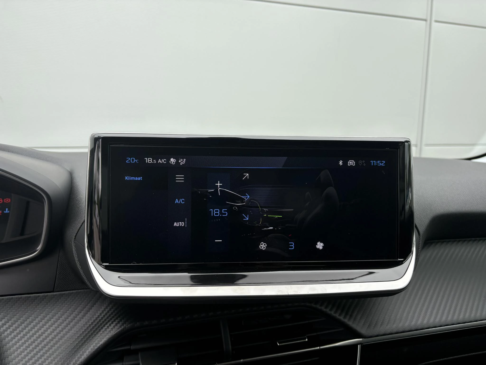 Peugeot 208 1.2 PureTech 100 Allure