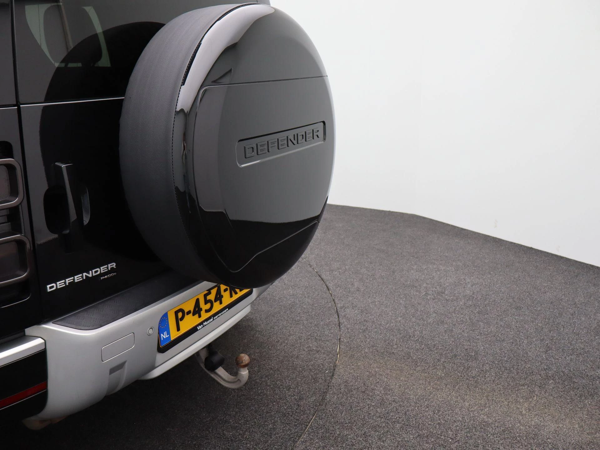 Land Rover-Defender-image-41