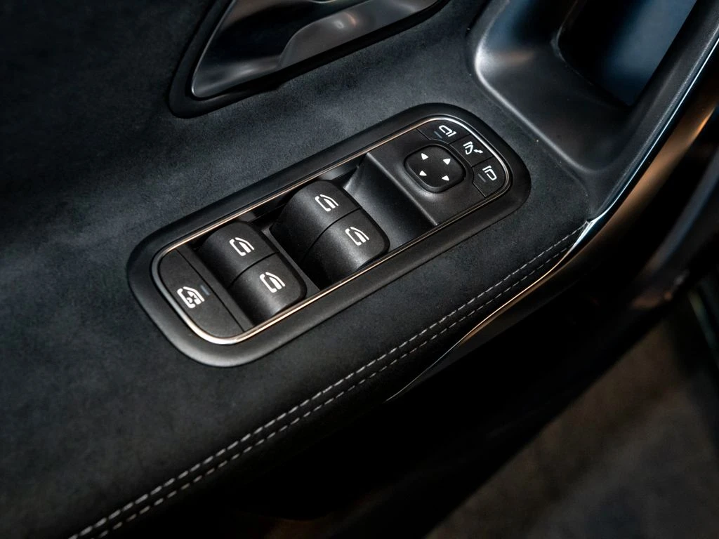 Mercedes-Benz-A-Klasse 200-image-12
