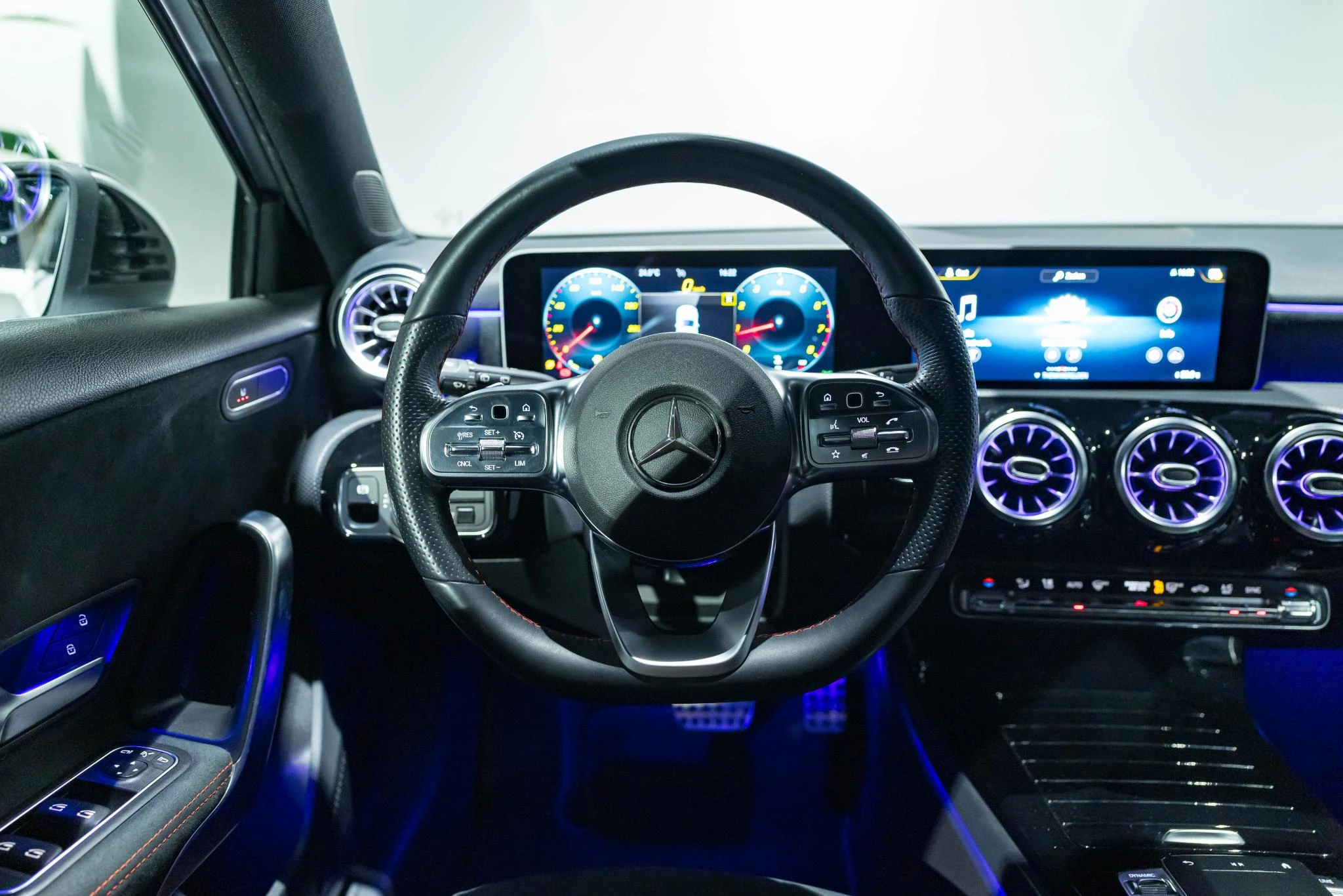 Mercedes-Benz-Classe A-image-20