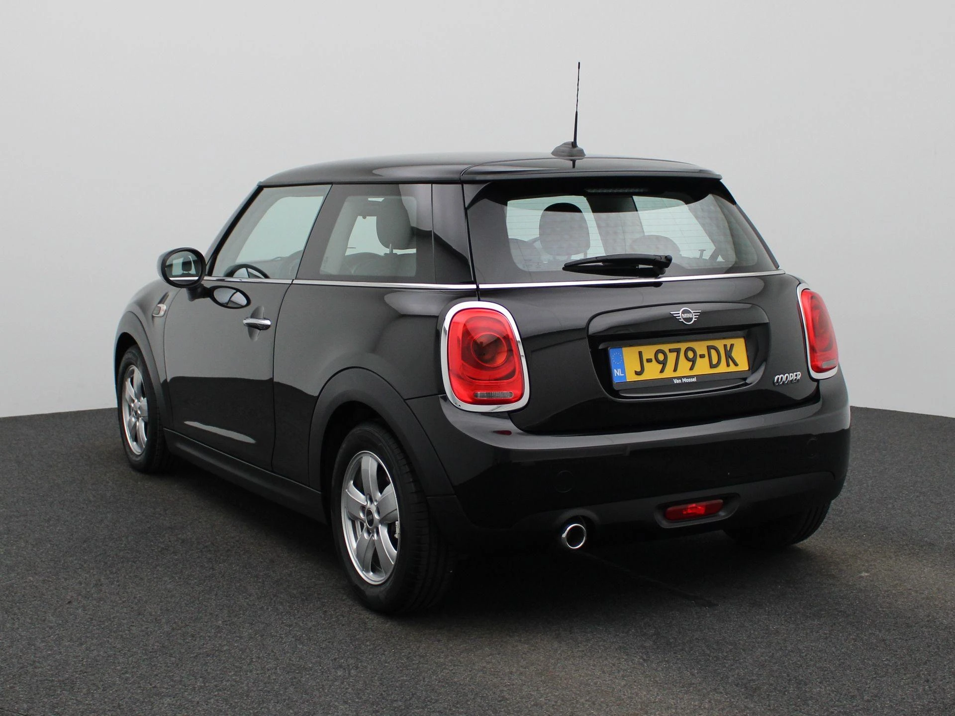 MINI-3-deurs-image-1