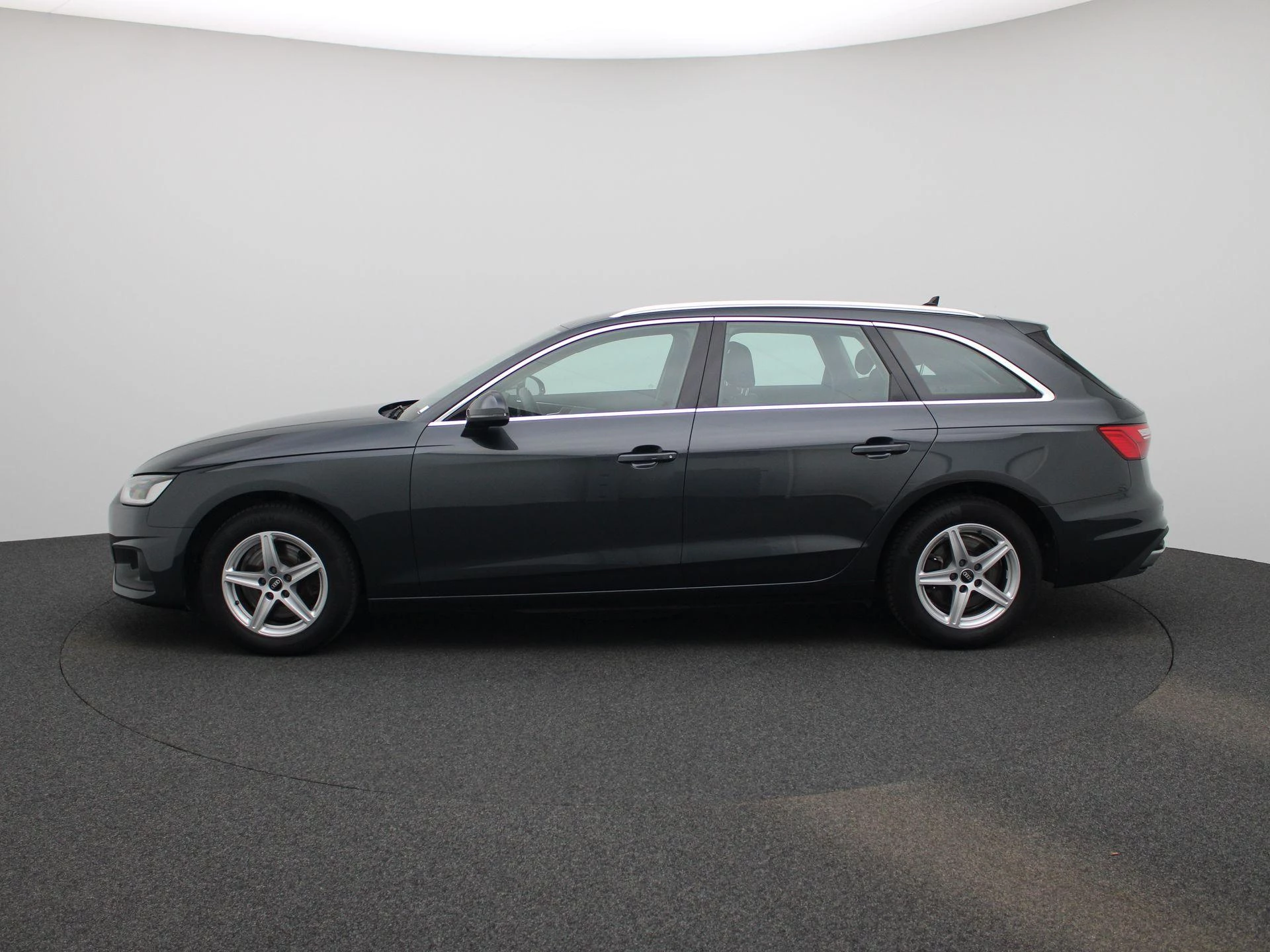 Audi-A4-image-3