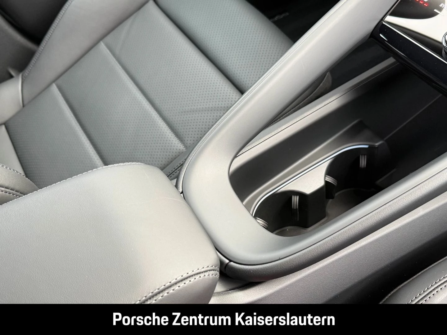Porsche Macan HA-Lenkung Surround-View BOSE 20-Zoll -
