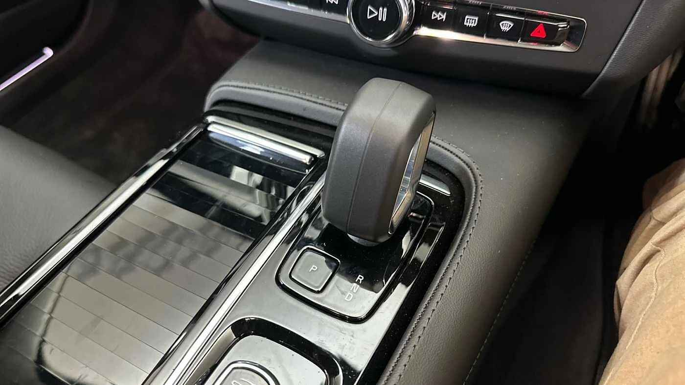 Volvo-V90-image-31
