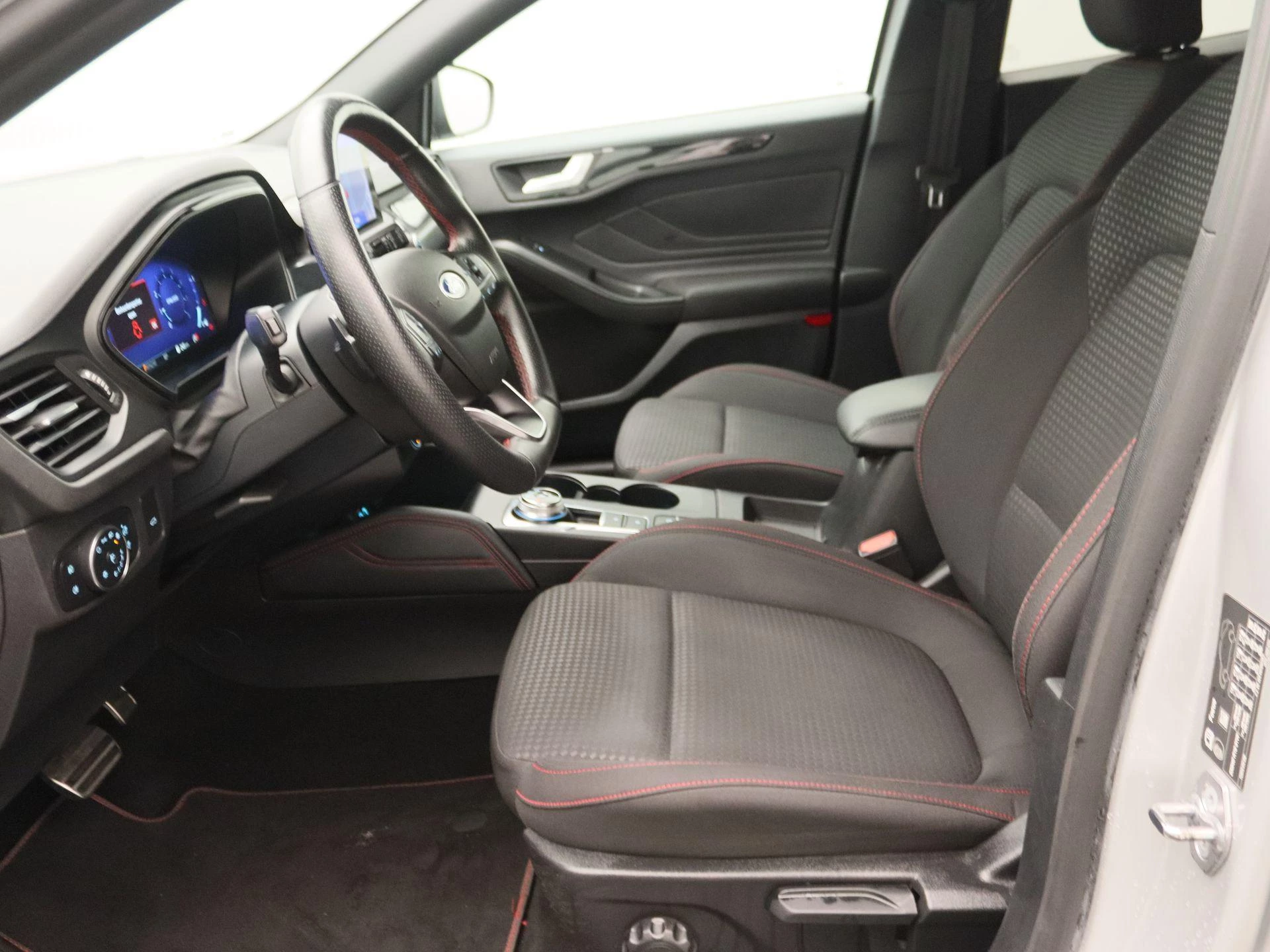 Ford Focus Wagon 1.5 EcoBoost ST Line X Business