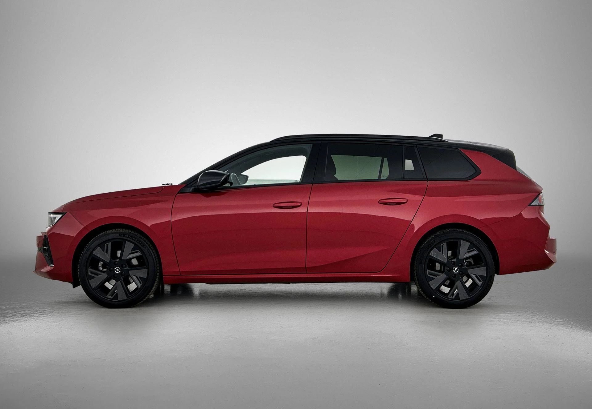 Opel-Astra-image-1