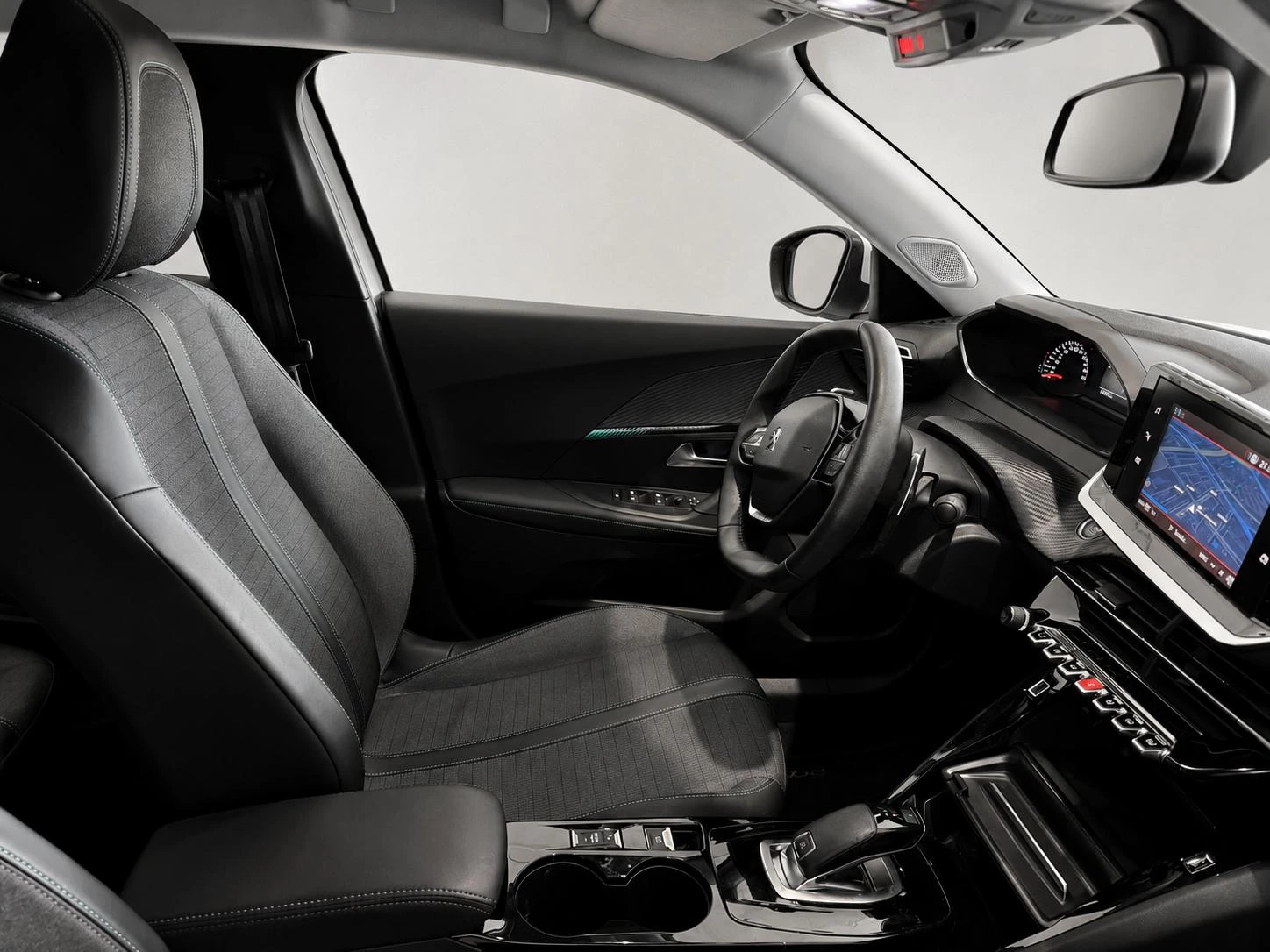 Peugeot-2008-image-12